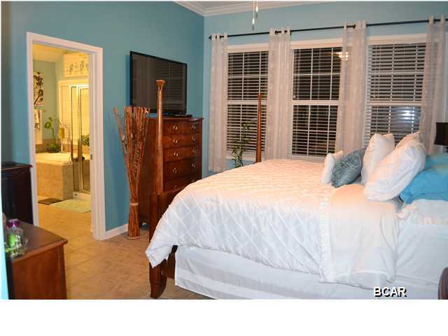 Hawks Landing - Residential