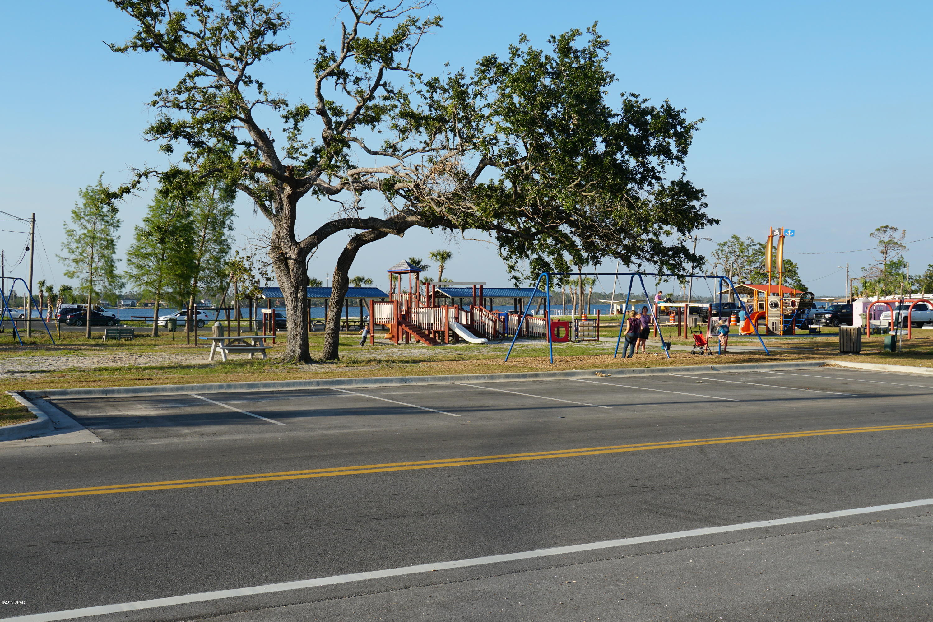 Bay Park Manor - Residential