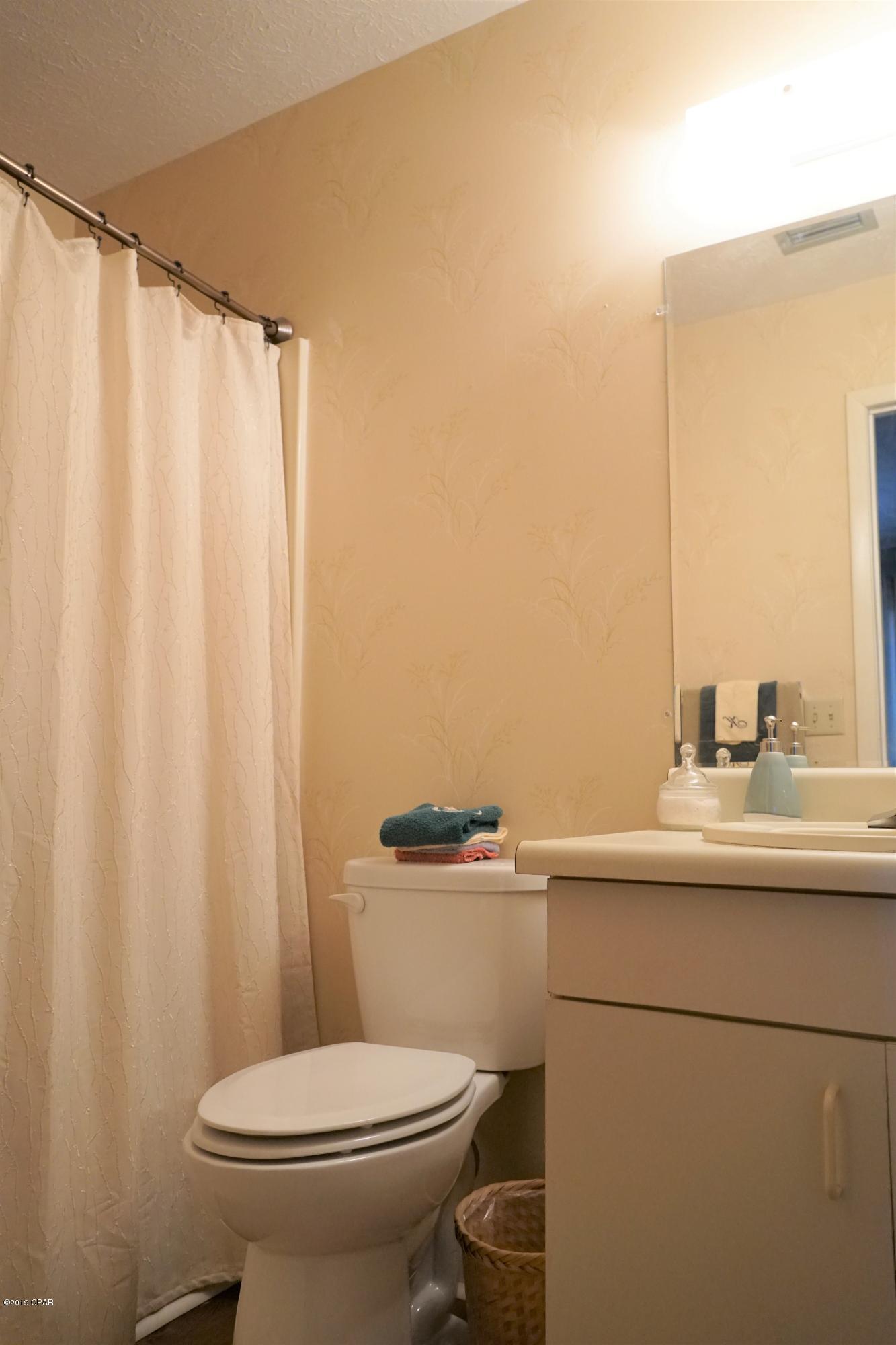 Bay Park Manor - Residential