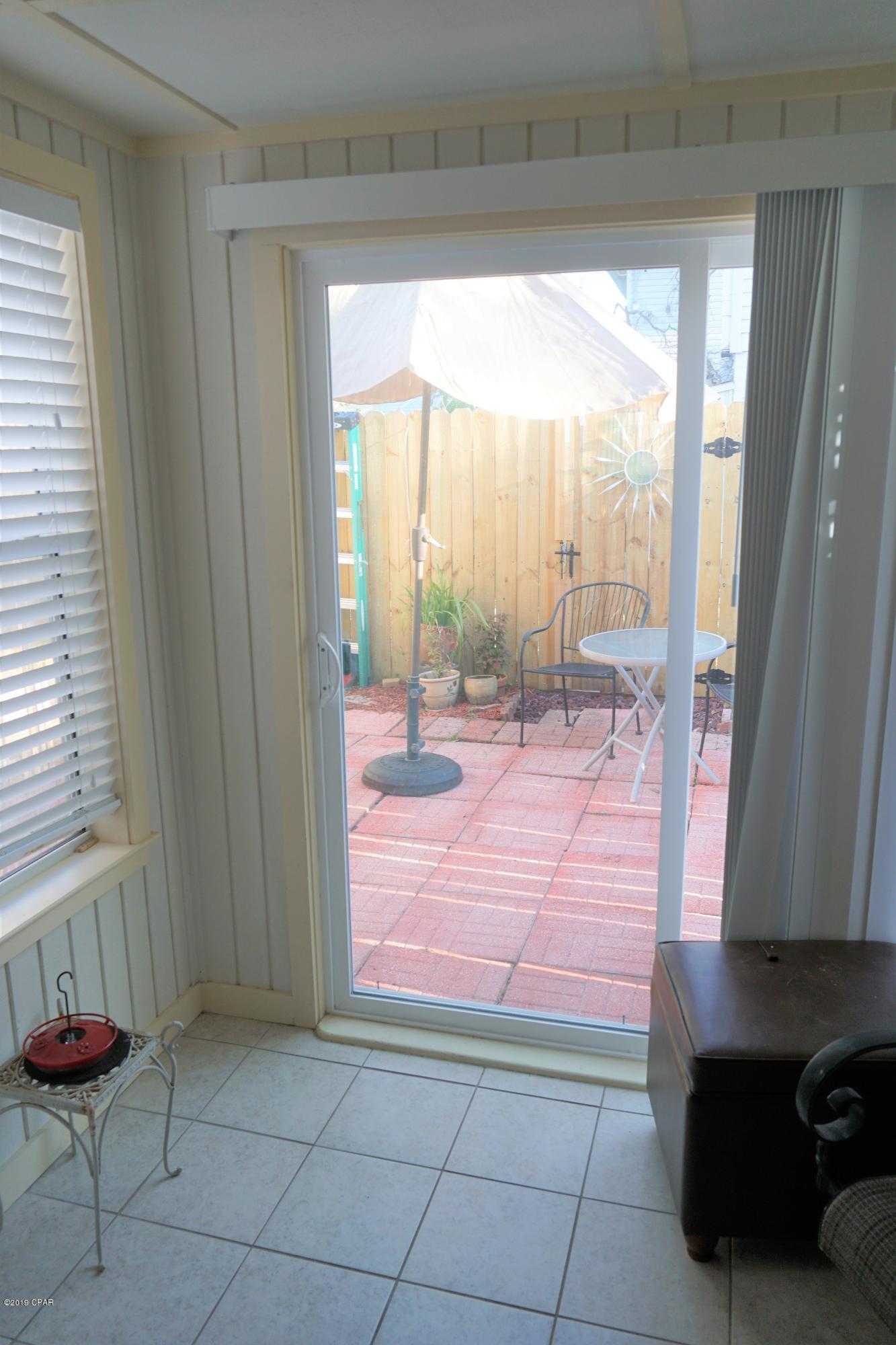 Bay Park Manor - Residential