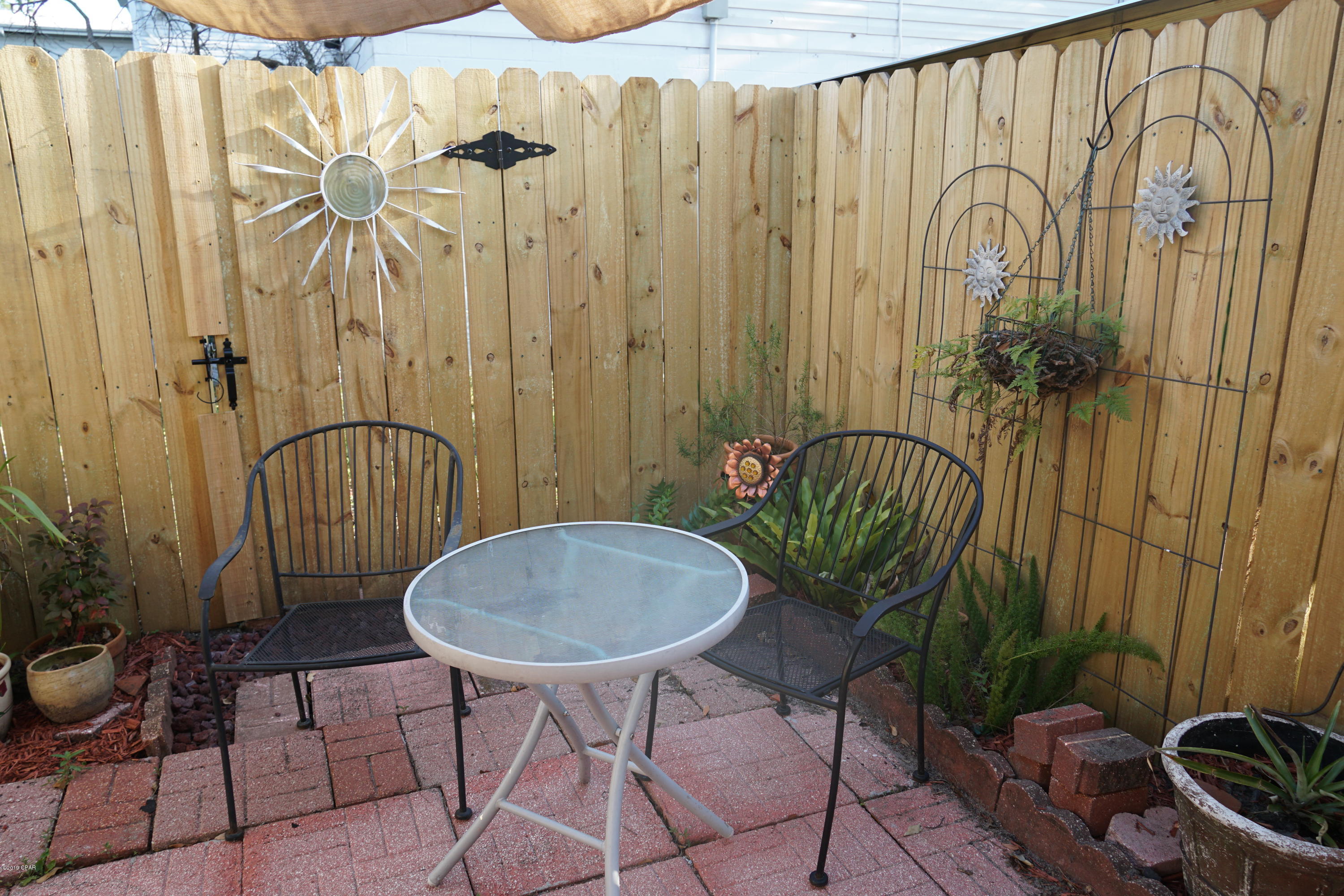 Bay Park Manor - Residential