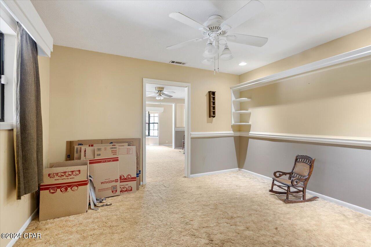 Compass Lake In The Hills - Residential