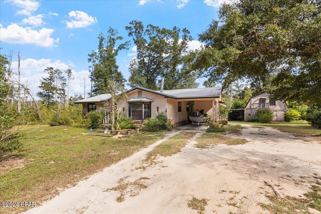 Compass Lake In The Hills - Residential