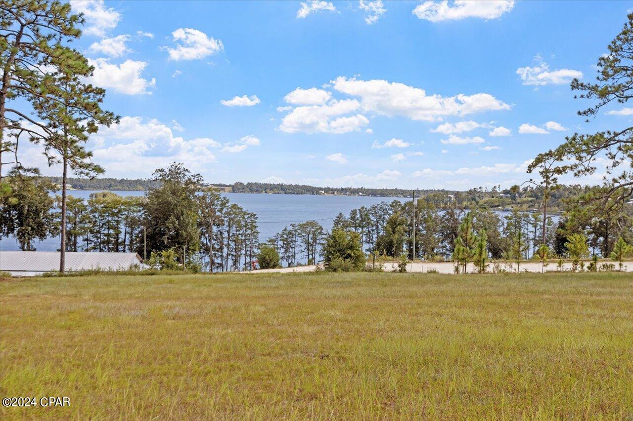 Compass Lake In The Hills - Residential