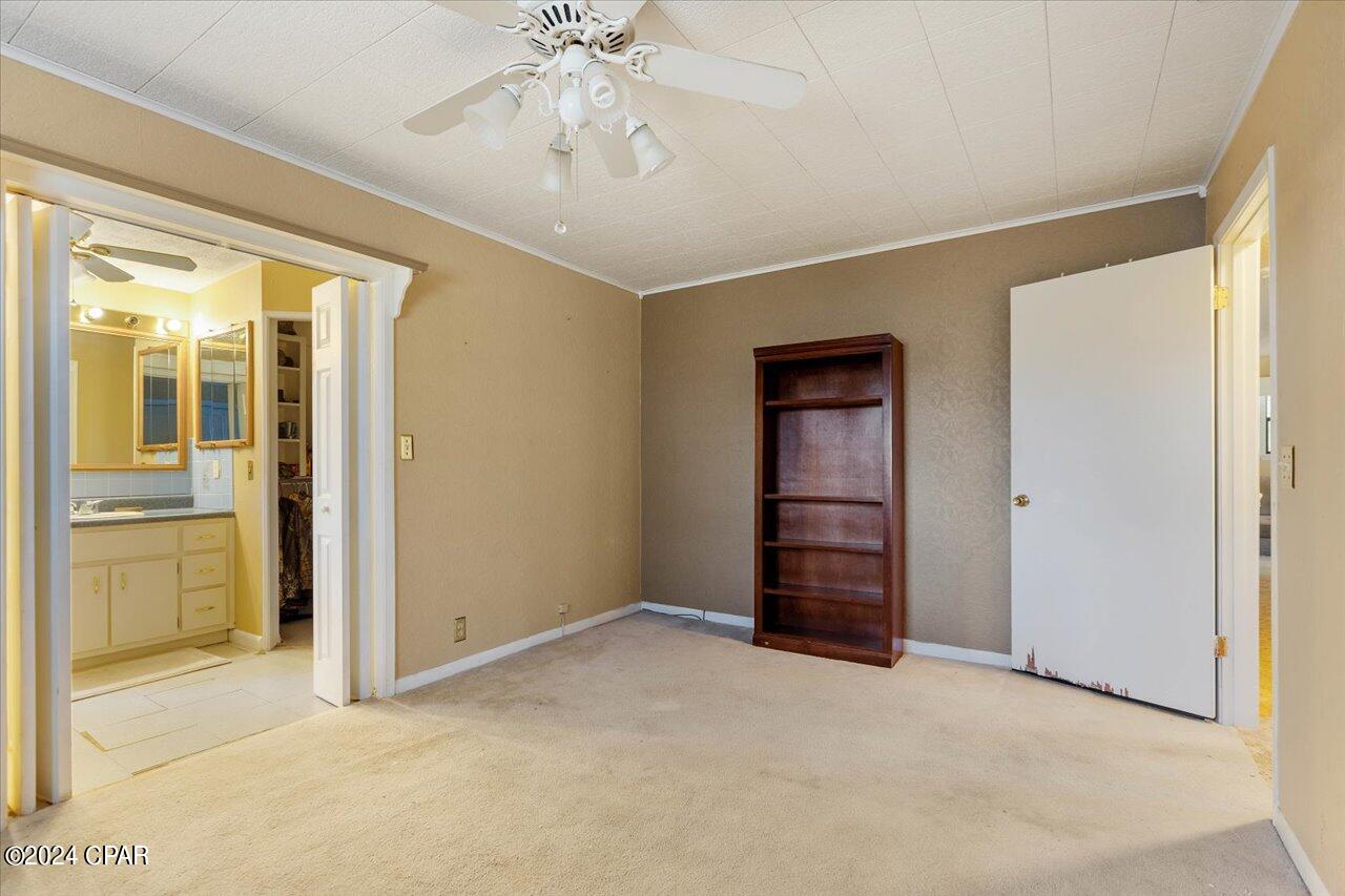 Compass Lake In The Hills - Residential