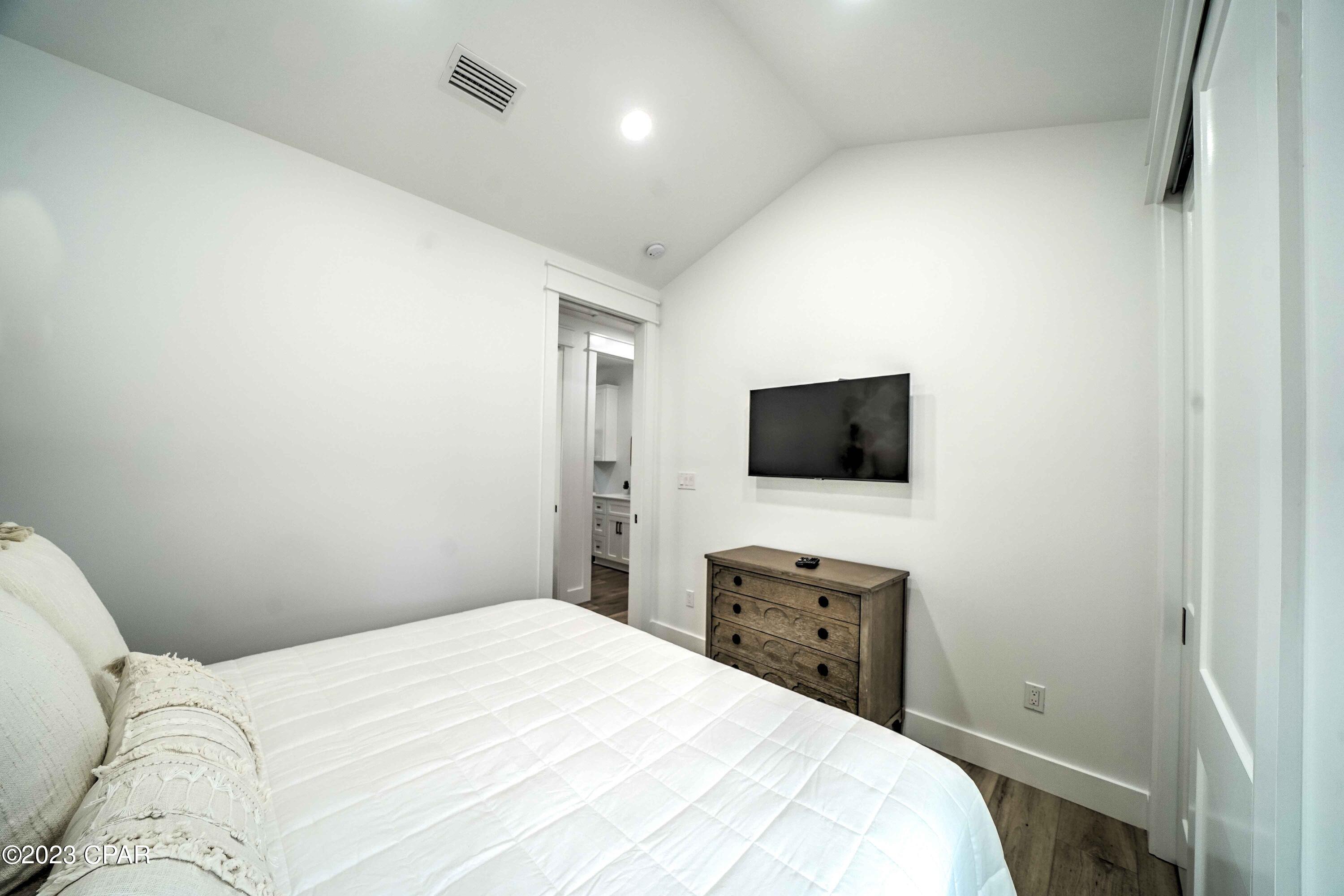 Venture Out Travel Trail - Residential