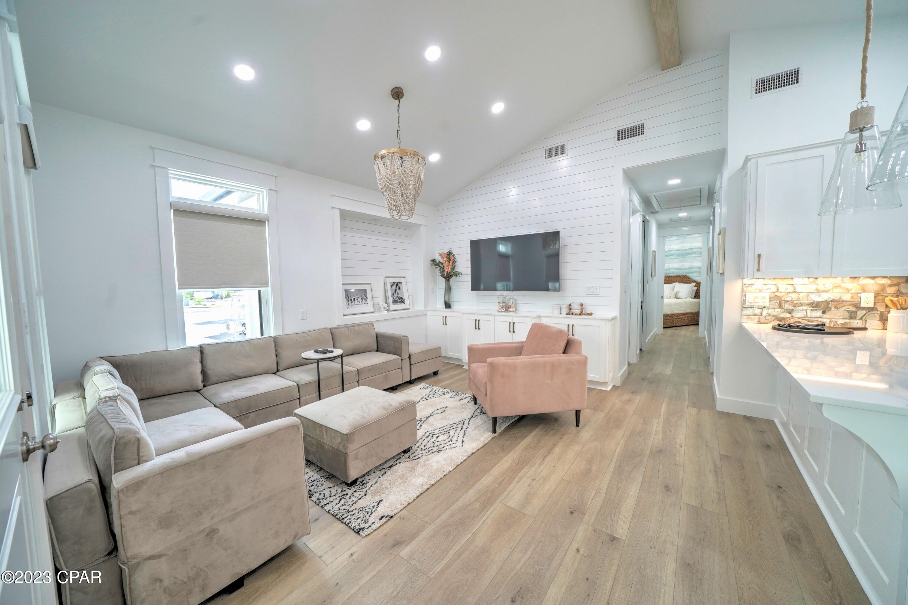 Venture Out Travel Trail - Residential