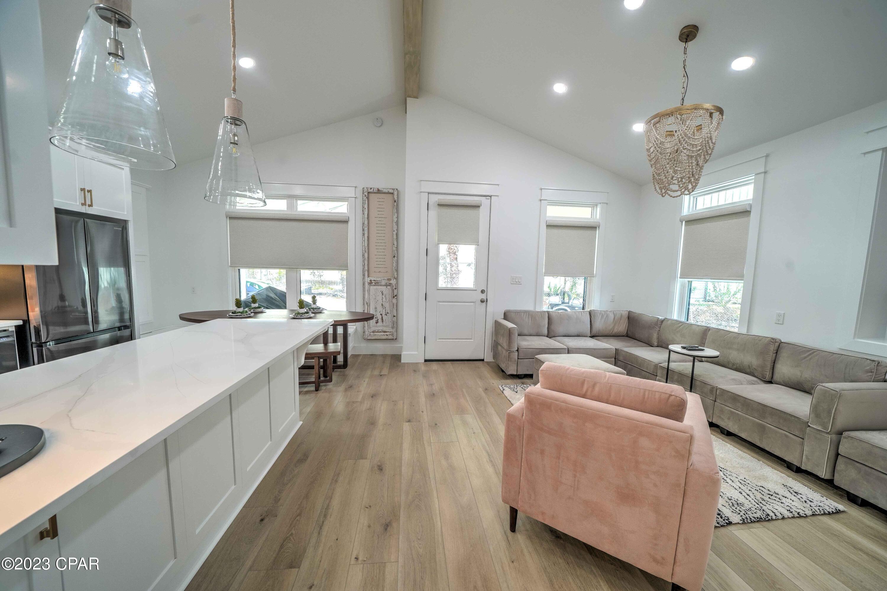 Venture Out Travel Trail - Residential