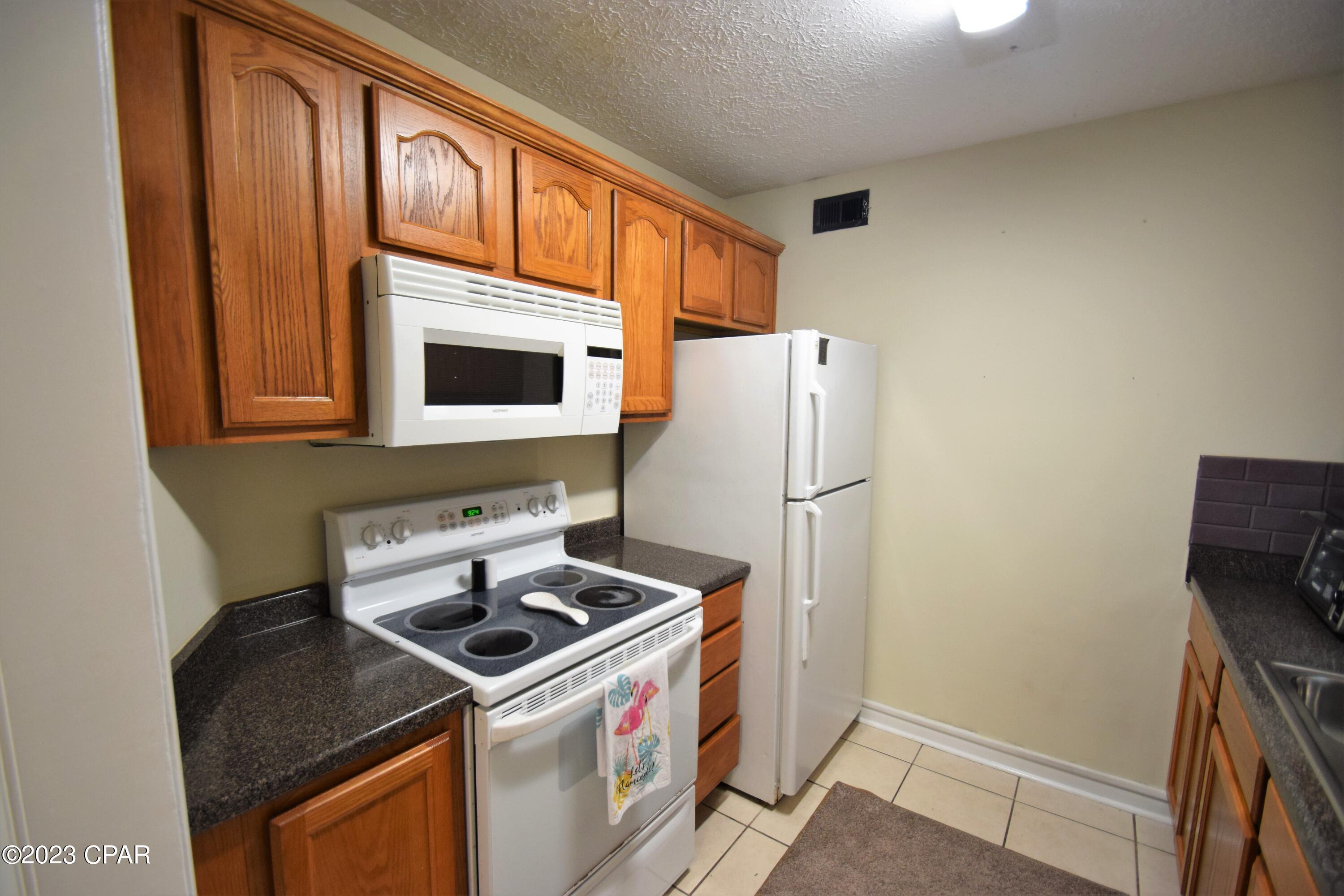 Saint Andrews Harbour Condo - Residential