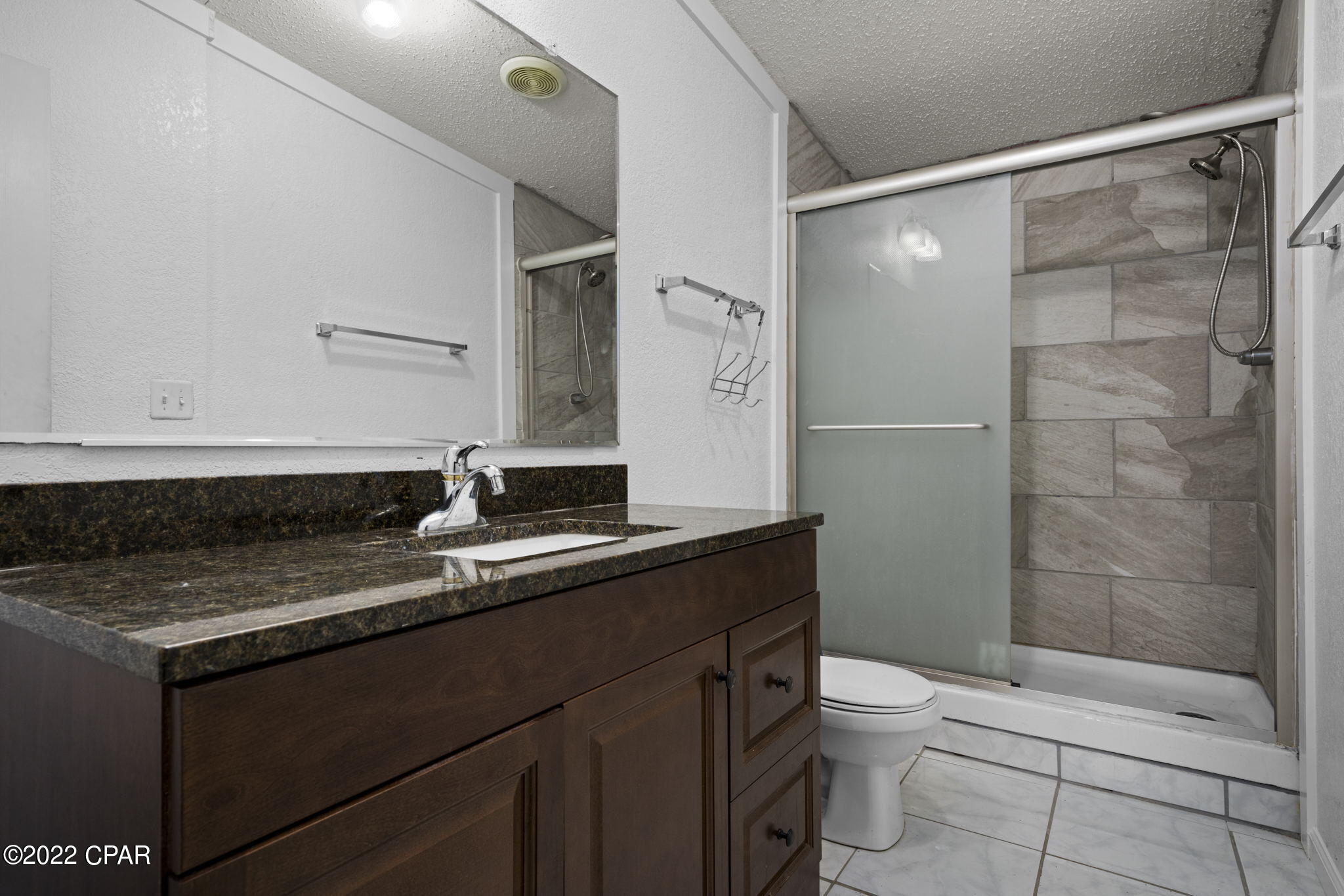 White Western Springs Unit 1 - Residential