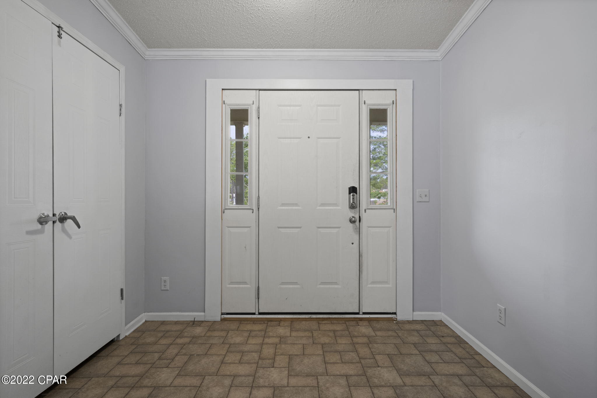 White Western Springs Unit 1 - Residential