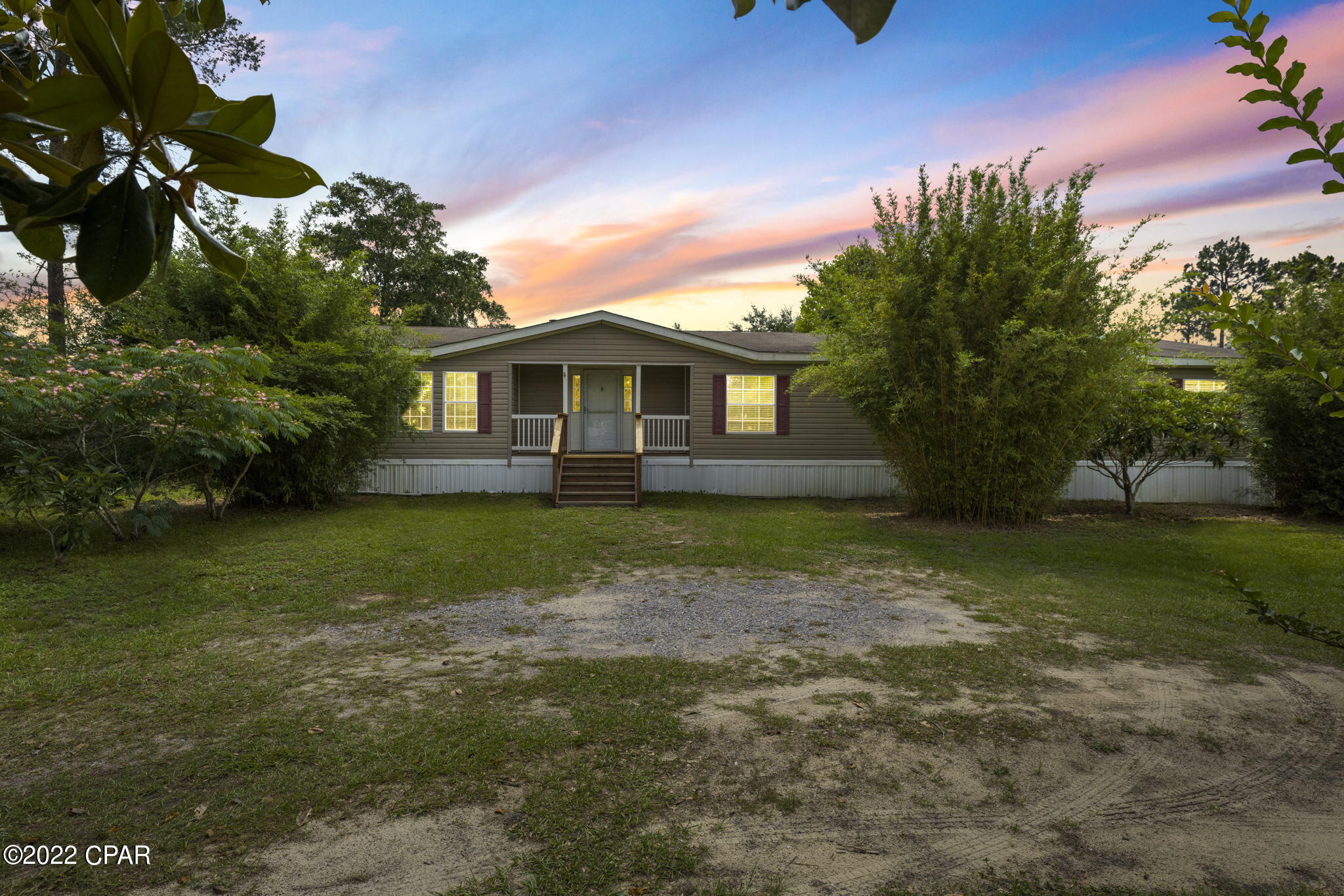 White Western Springs Unit 1 - Residential