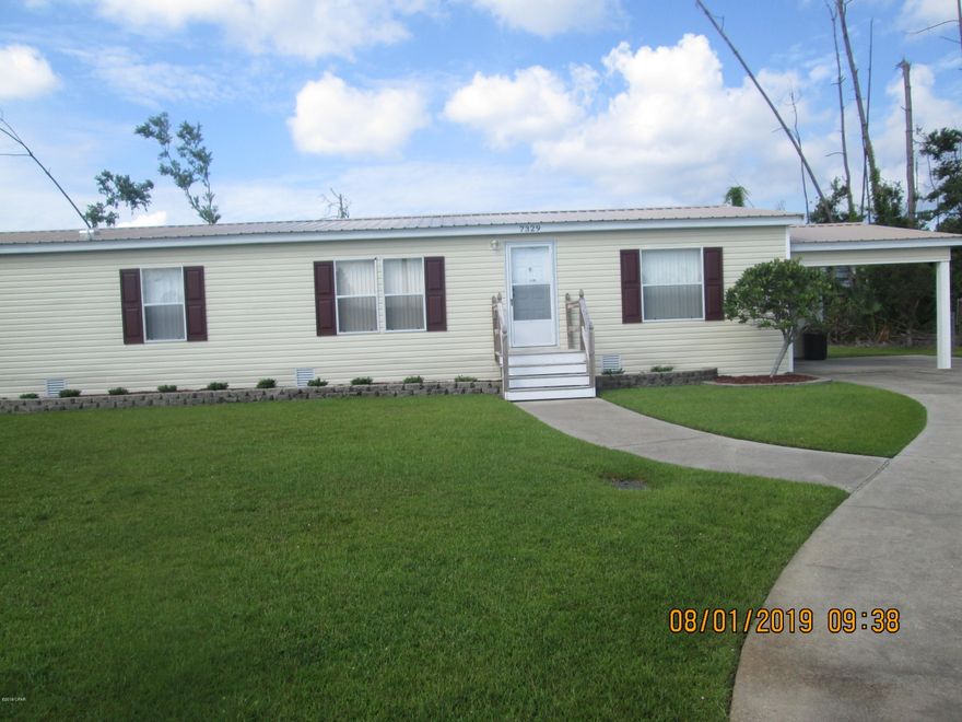 Newly renovated, spacious 4 bedroom 2 bath mobile home for rent in the Callaway area. Minutes from TAFB, dining and shopping. 20.00 non-refundable application fee to run your credit/background. No pets allowed. If you qualify, please schedule an appointment for viewing. Mon-Fri 9am-2pm Only.