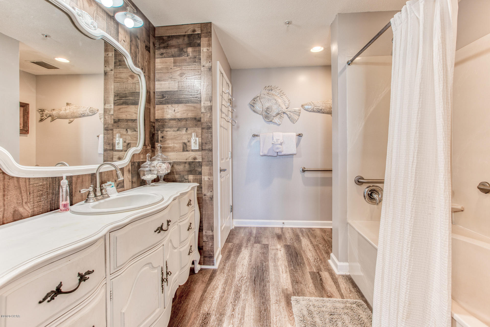 Sterling Reef - Residential