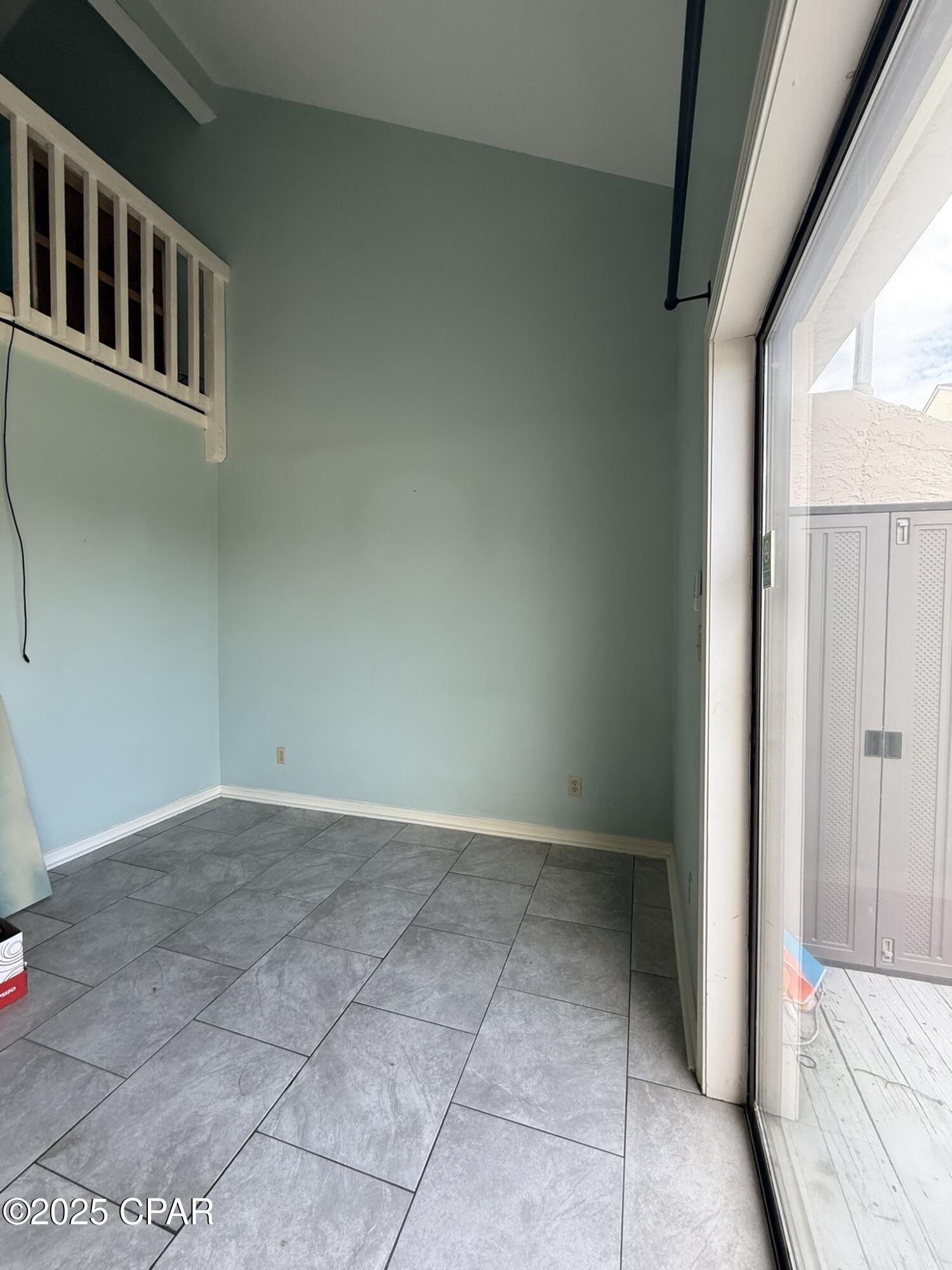 Endless Summer II - Residential Lease