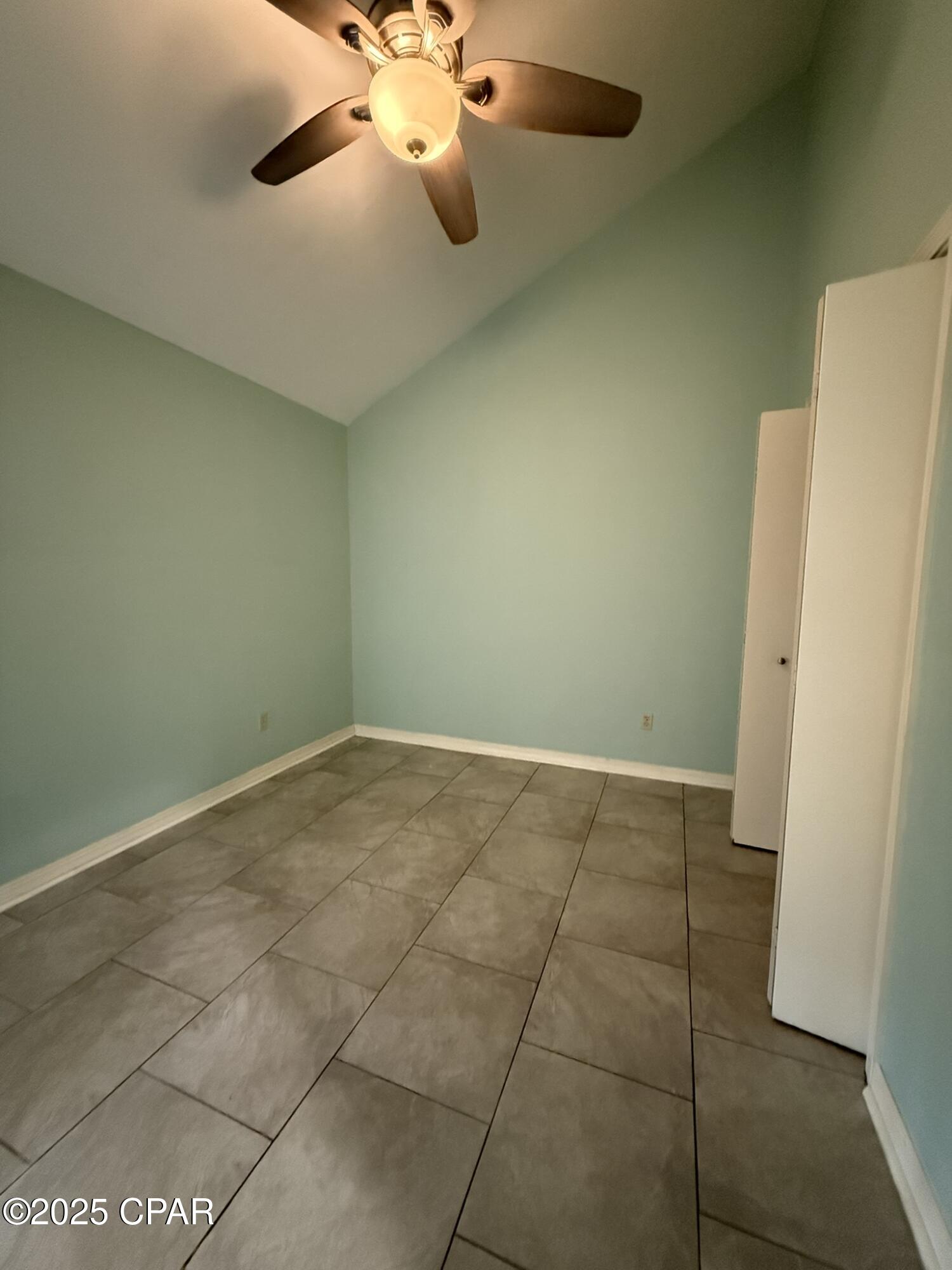 Endless Summer II - Residential Lease