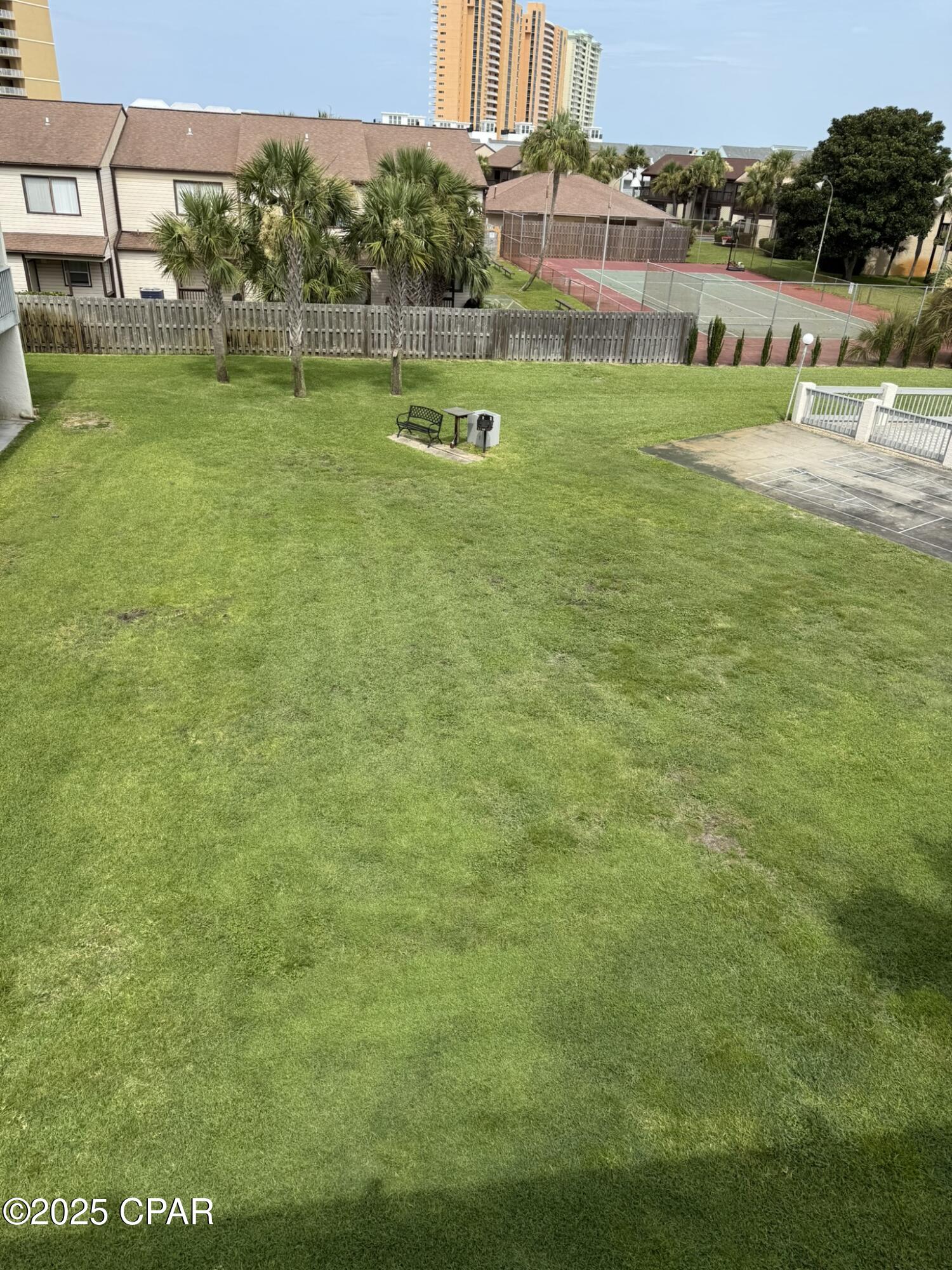 Endless Summer II - Residential Lease