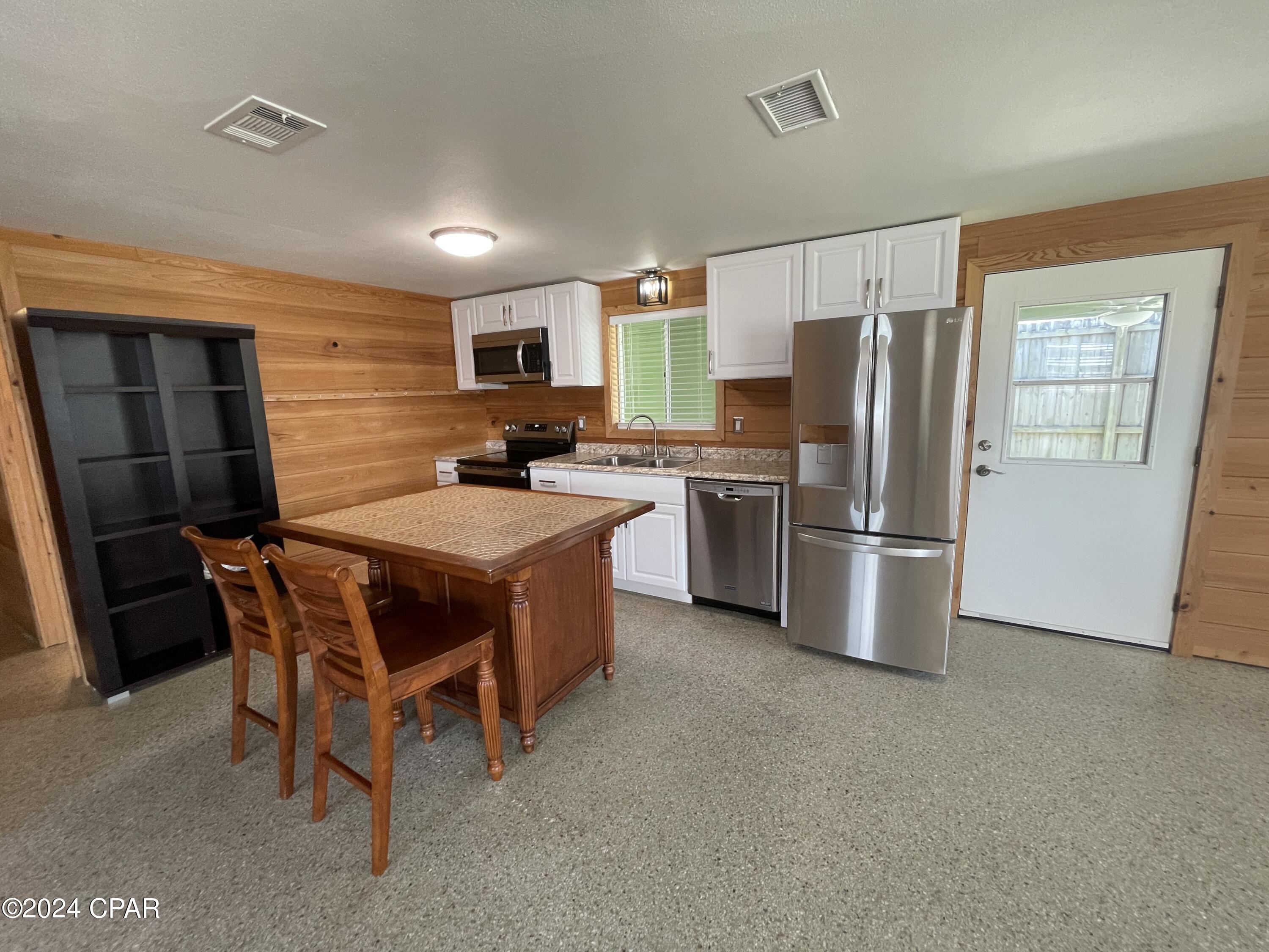 Bid A Wee - Residential Lease