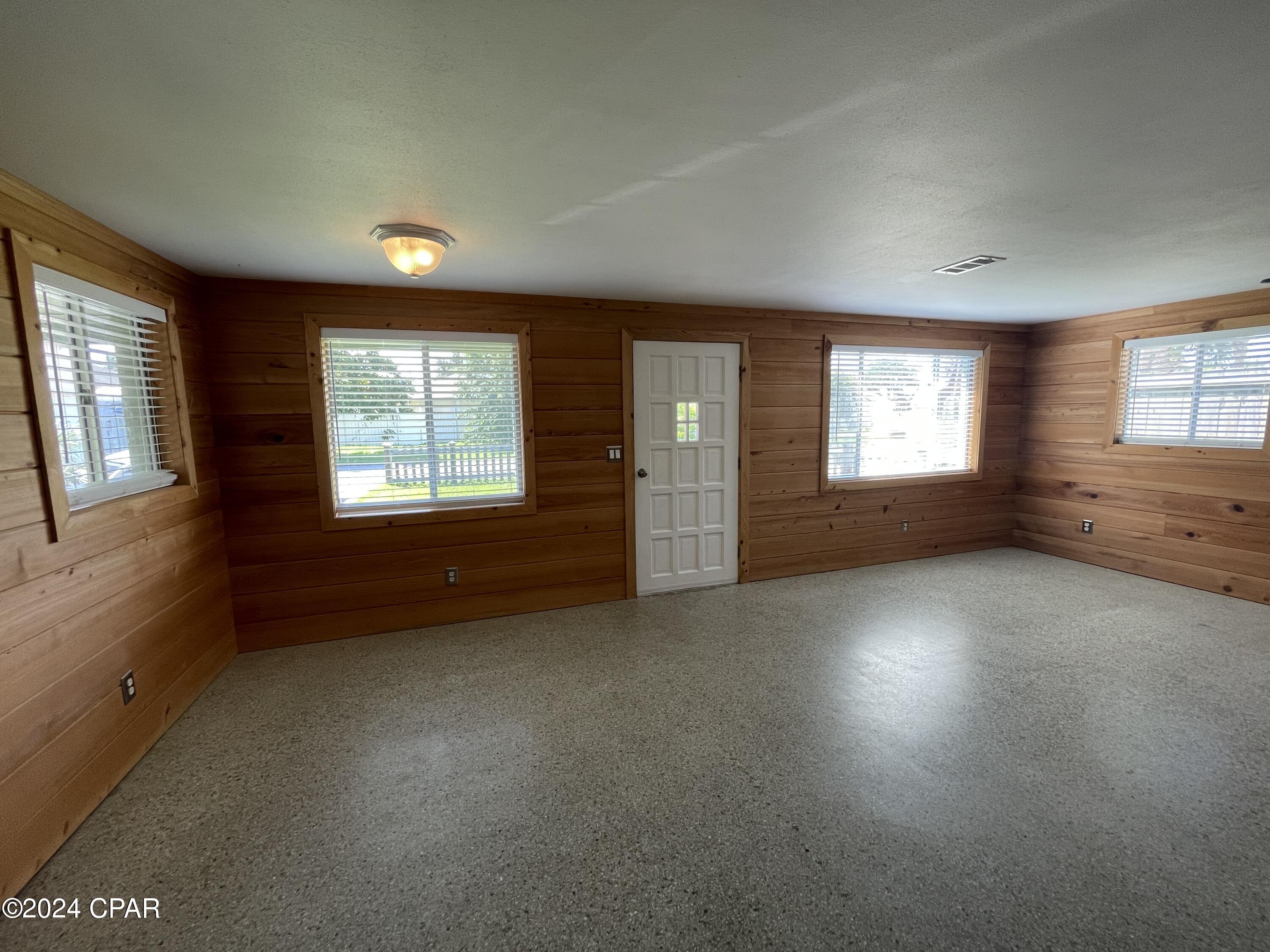 Bid A Wee - Residential Lease