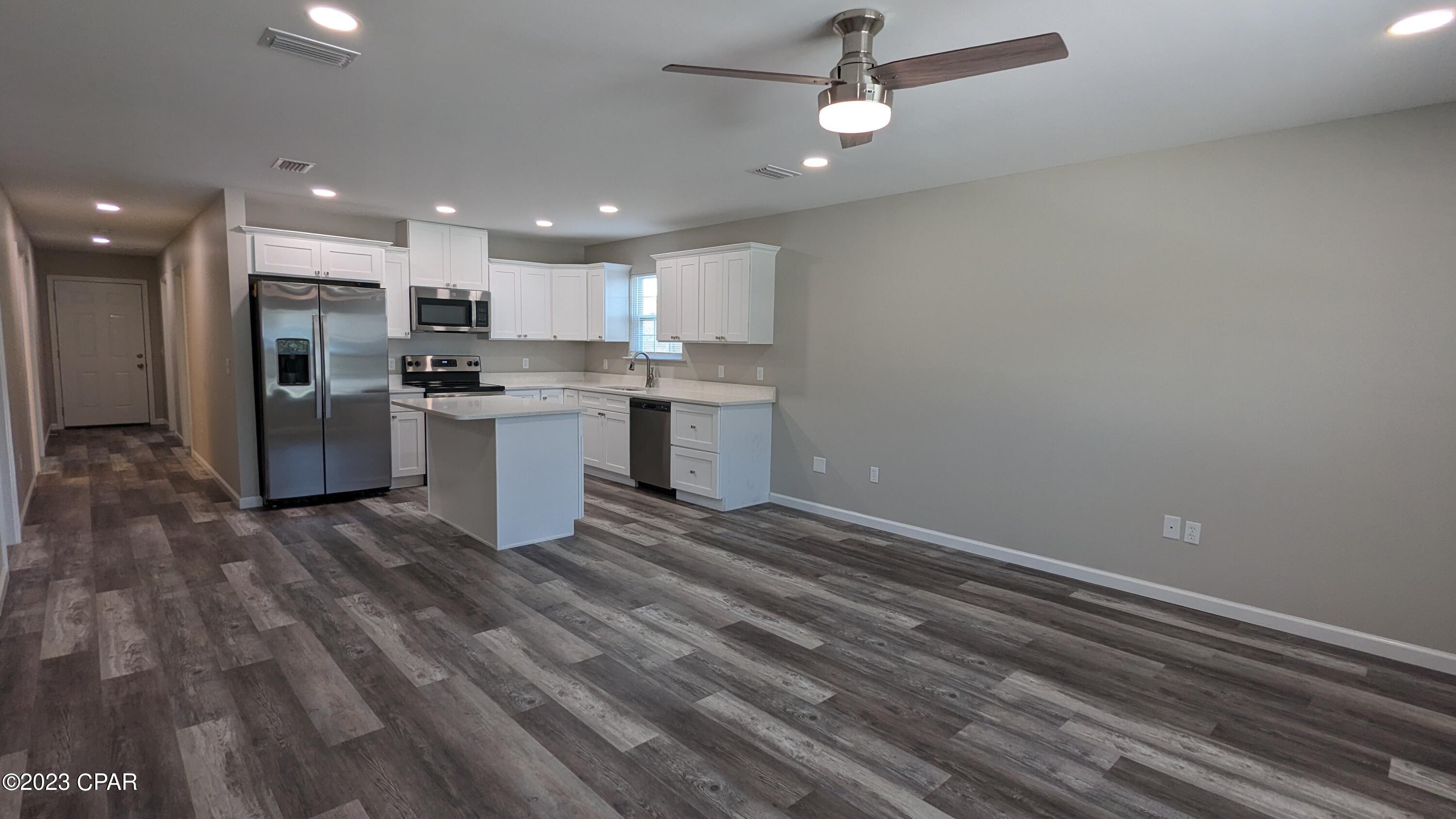 [No Recorded Subdiv] - Residential Lease