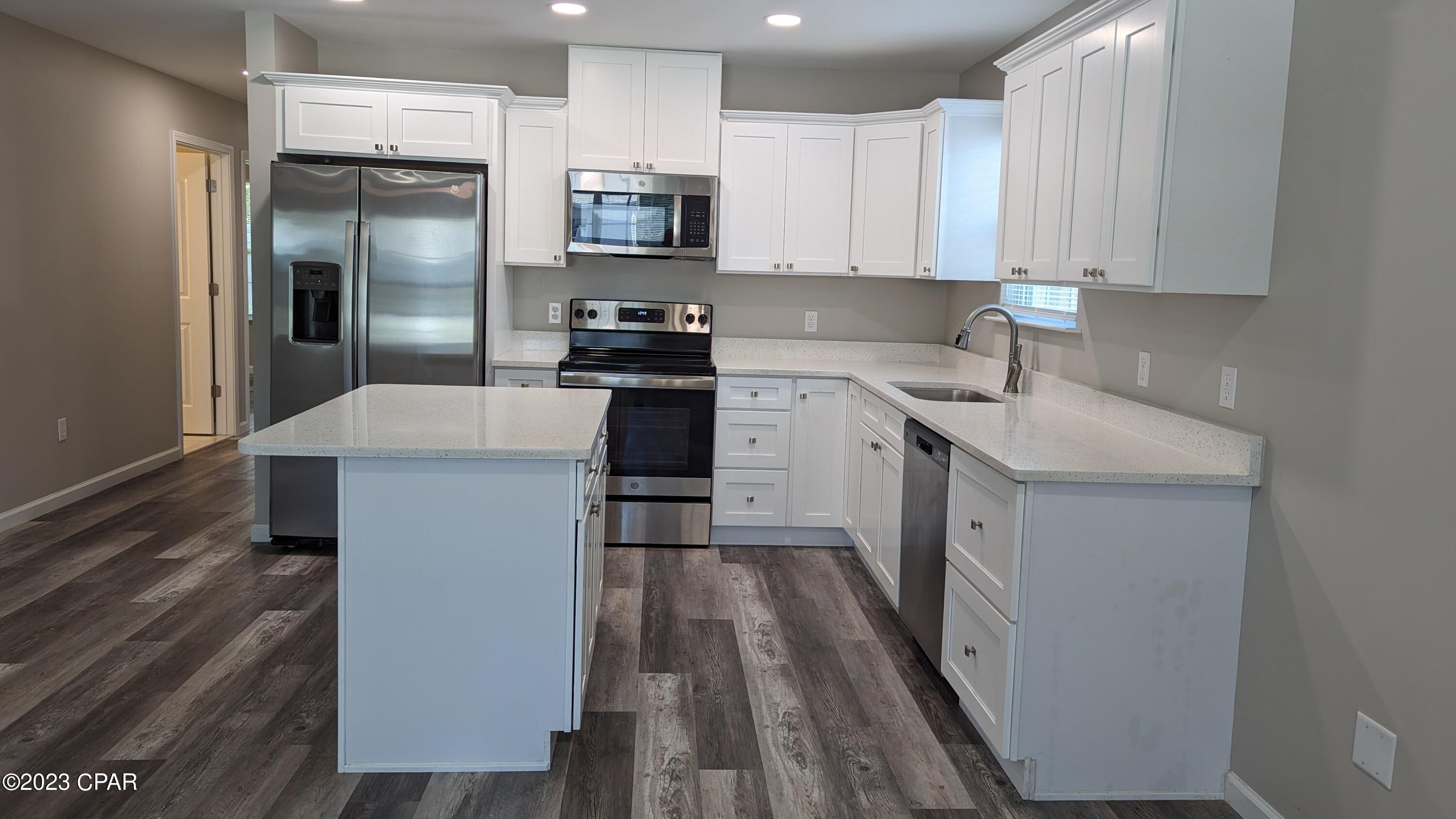 [No Recorded Subdiv] - Residential Lease