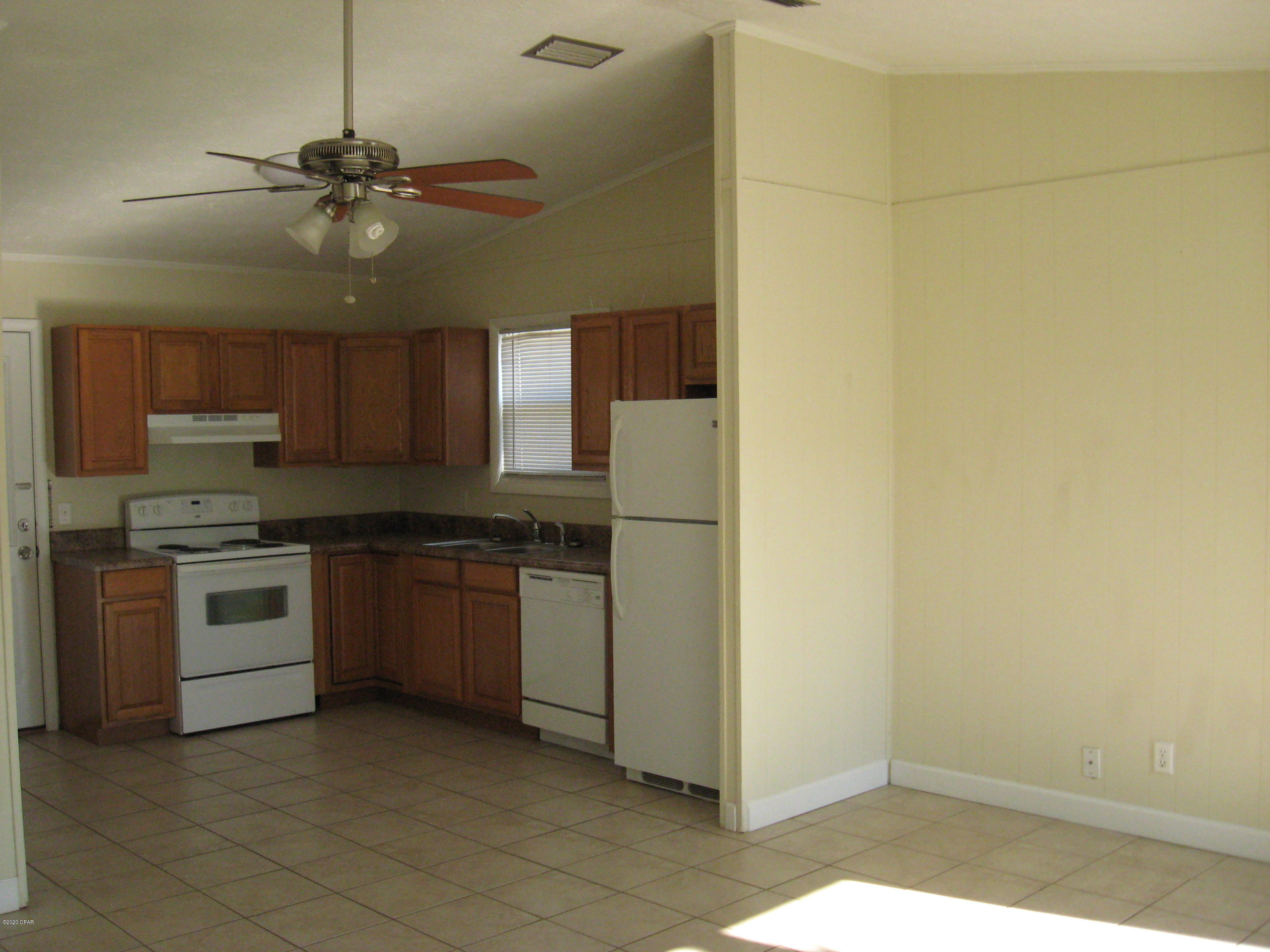 [No Recorded Subdiv] - Residential Lease