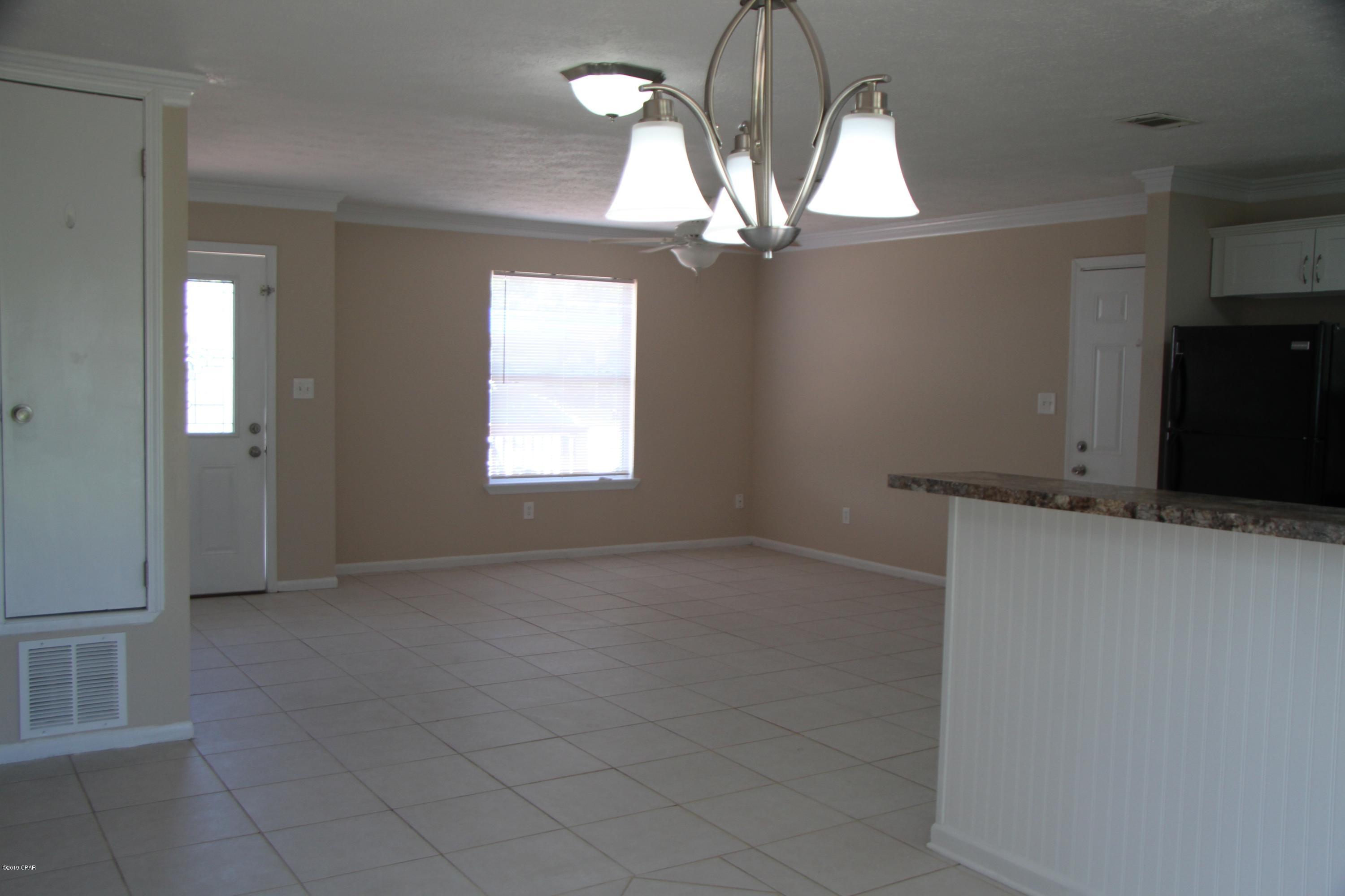 Hutchison's 2nd To Bahama Bch - Residential