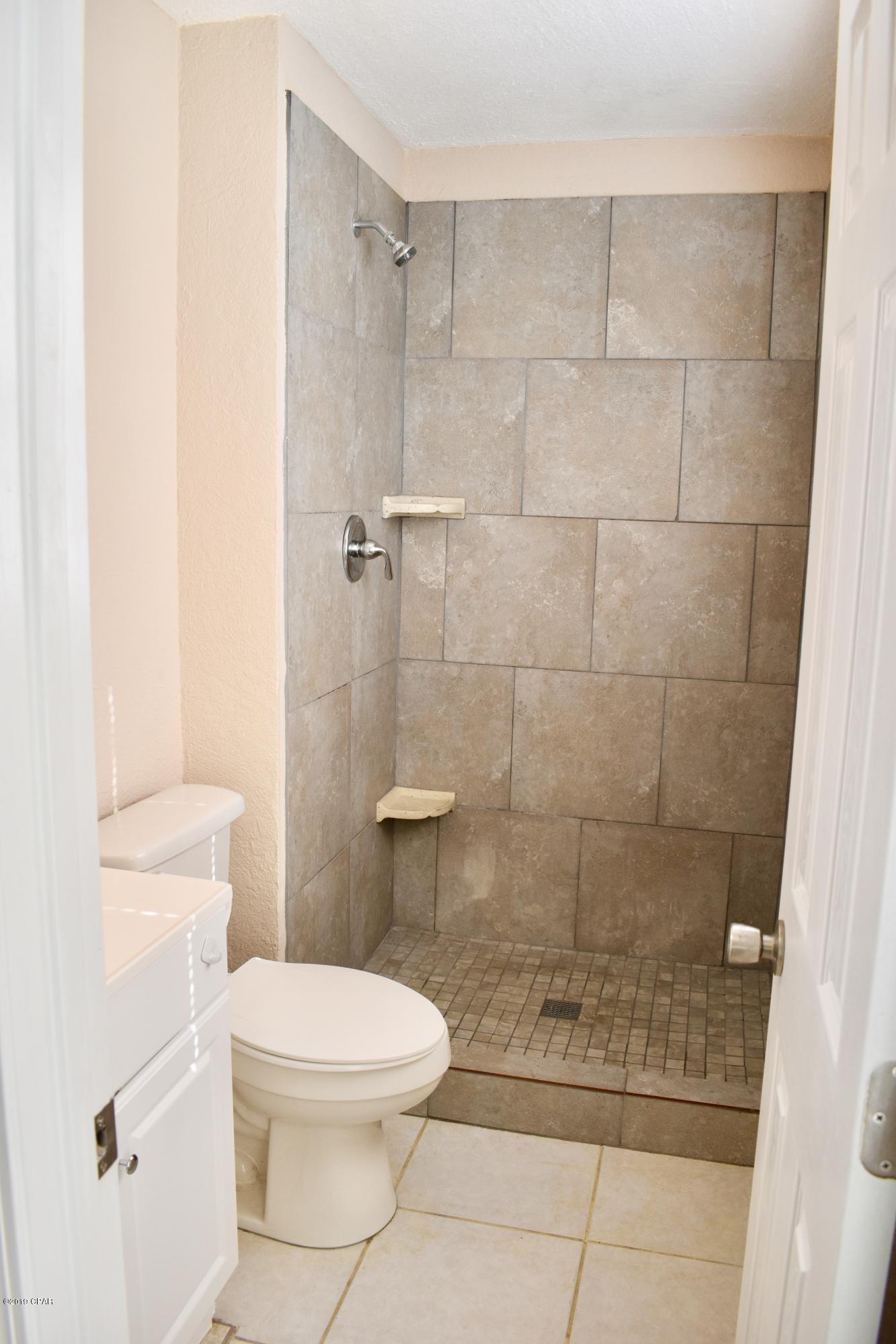 Hutchison's 2nd To Bahama Bch - Residential