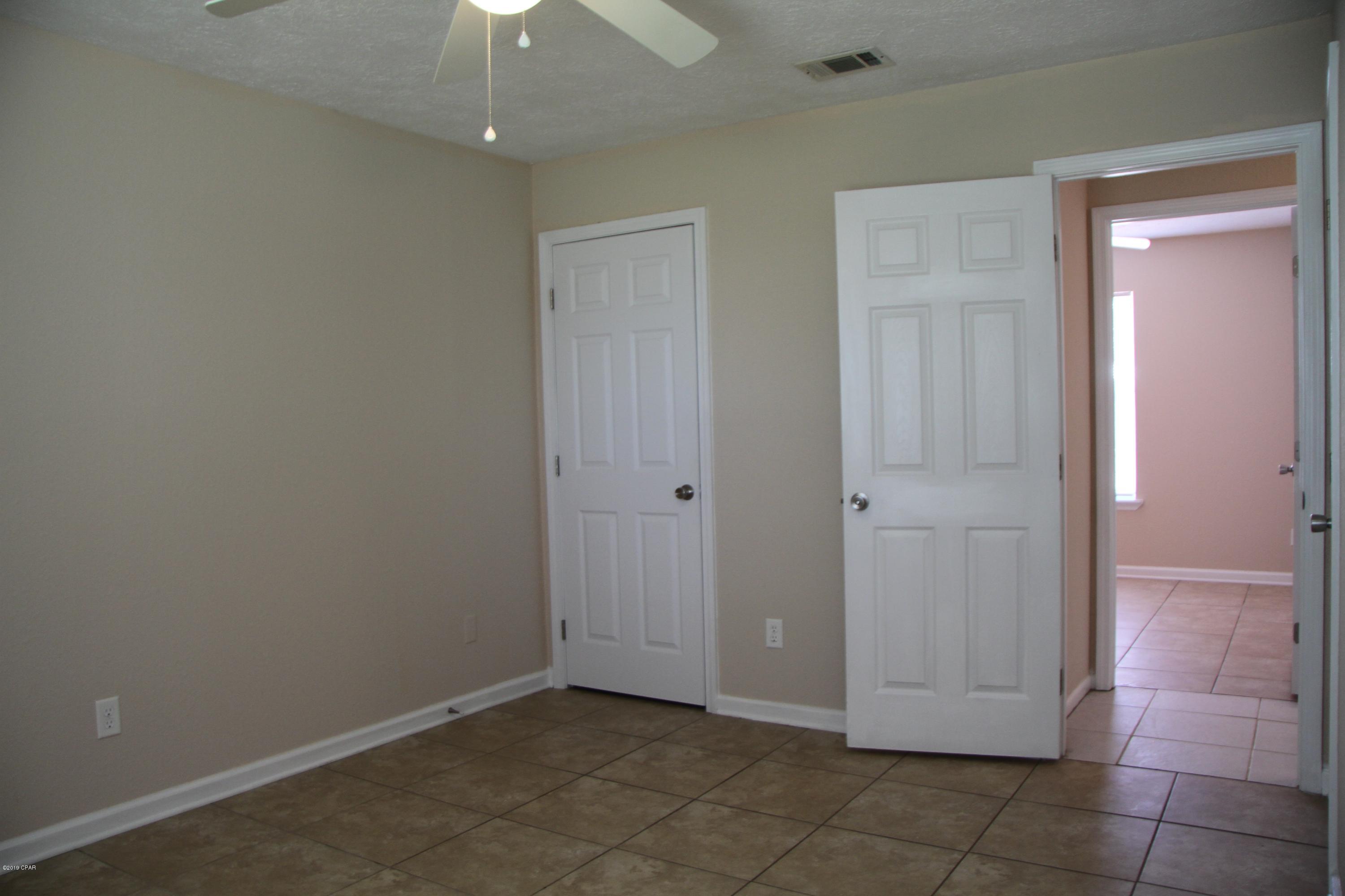 Hutchison's 2nd To Bahama Bch - Residential