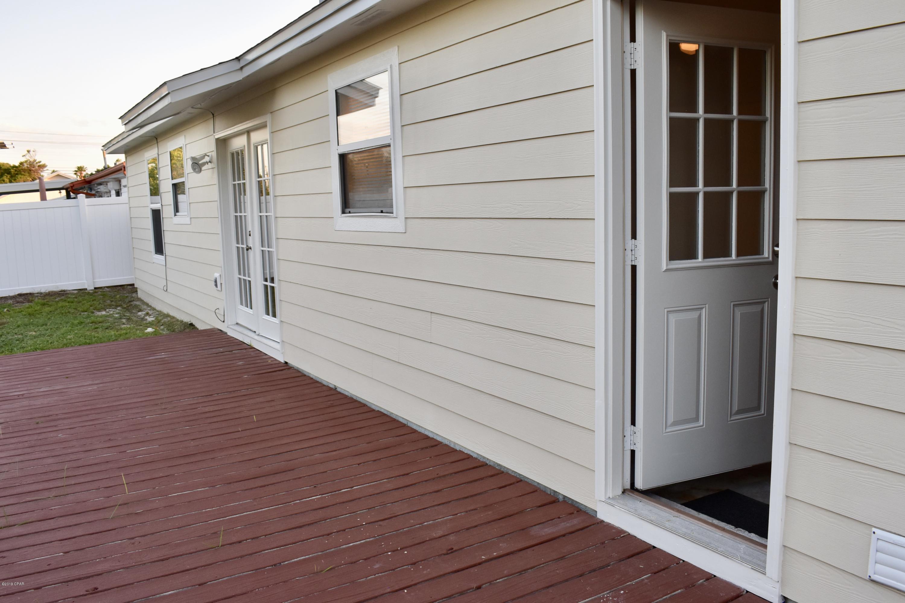 Hutchison's 2nd To Bahama Bch - Residential