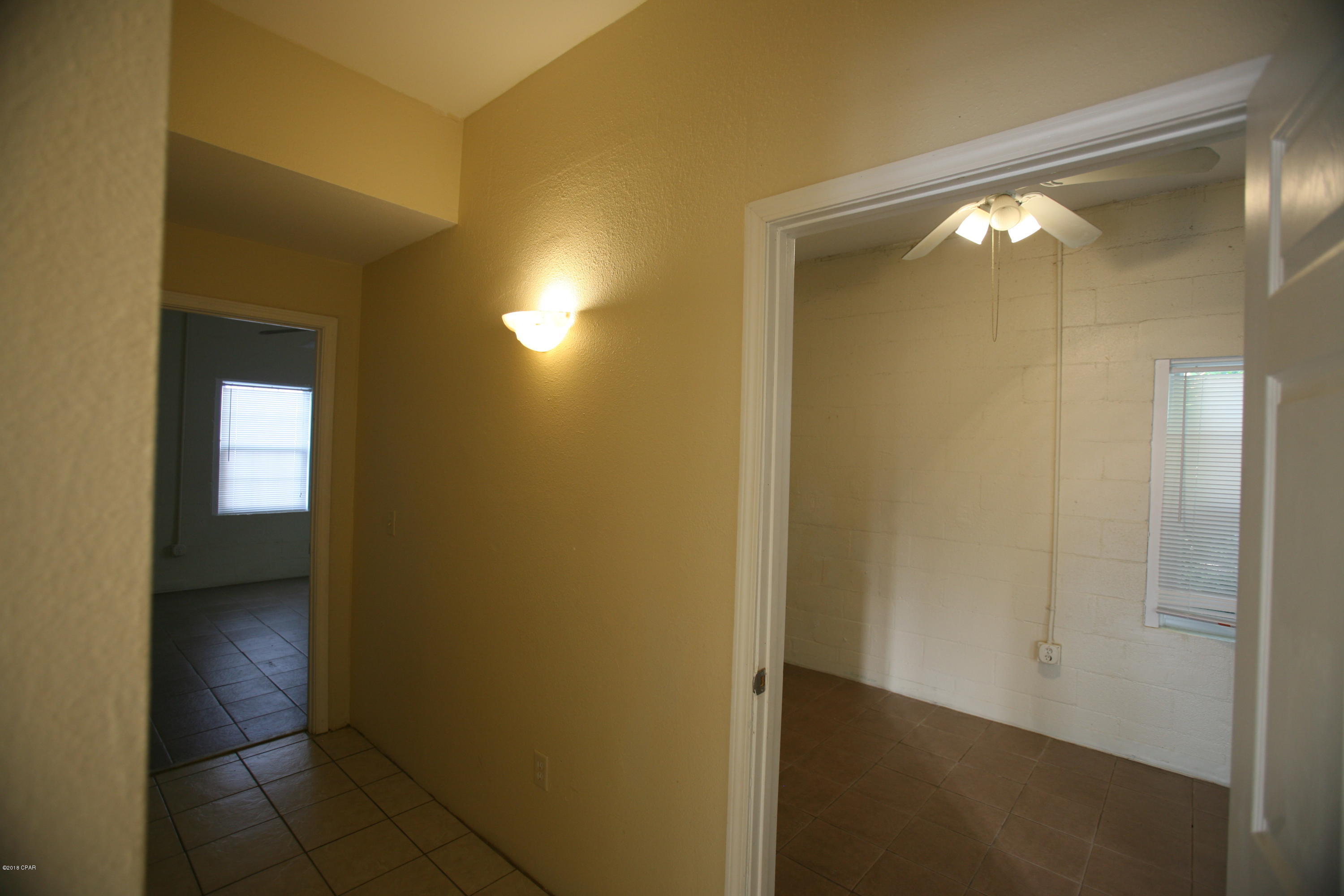 Laguna Beach Estates 5th Add - Residential