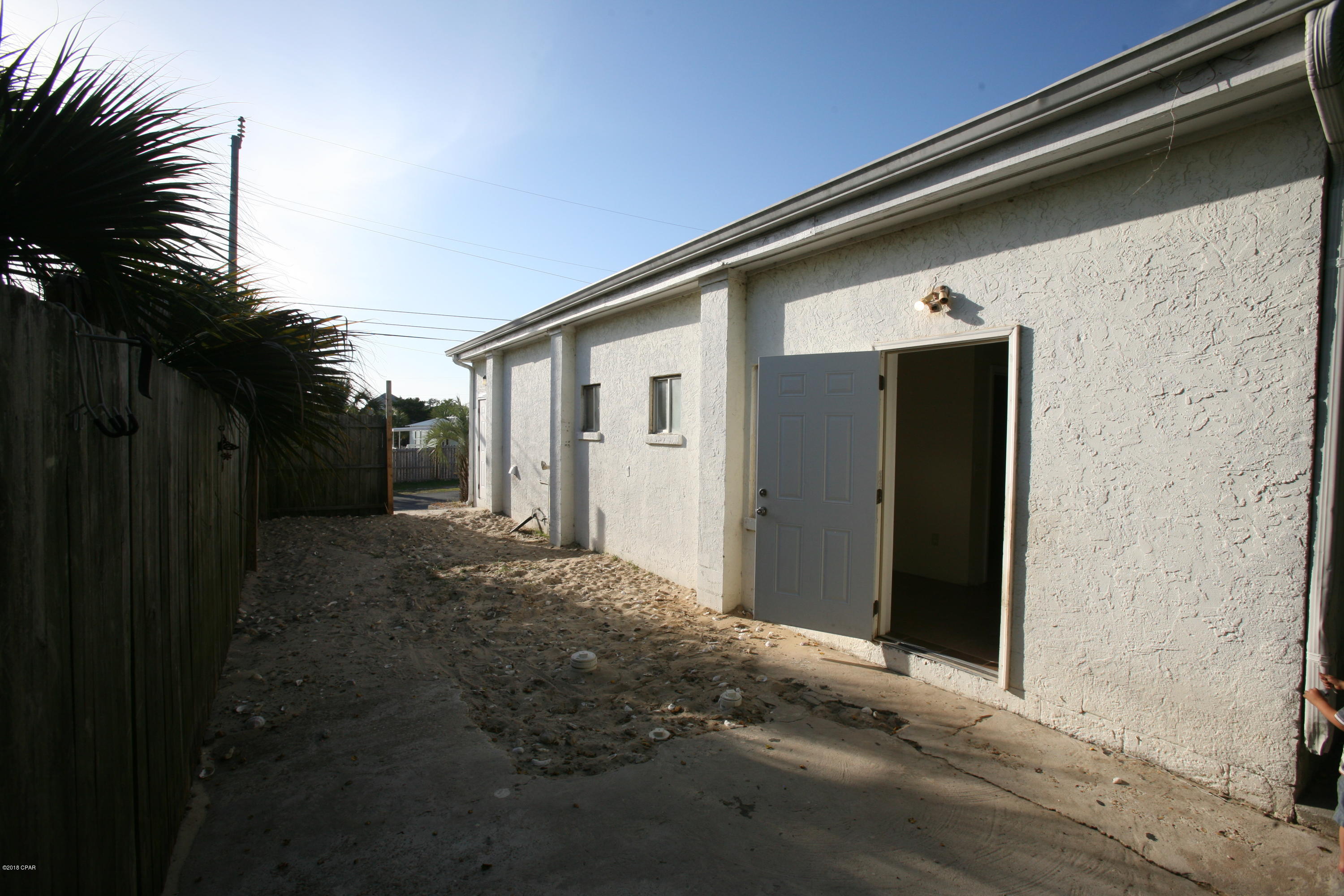 Laguna Beach Estates 5th Add - Residential