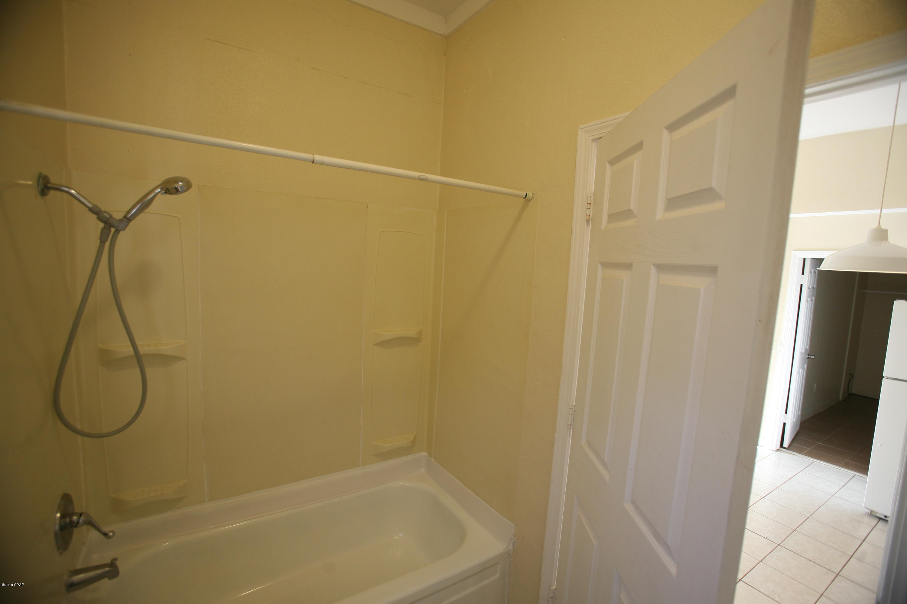 Laguna Beach Estates 5th Add - Residential