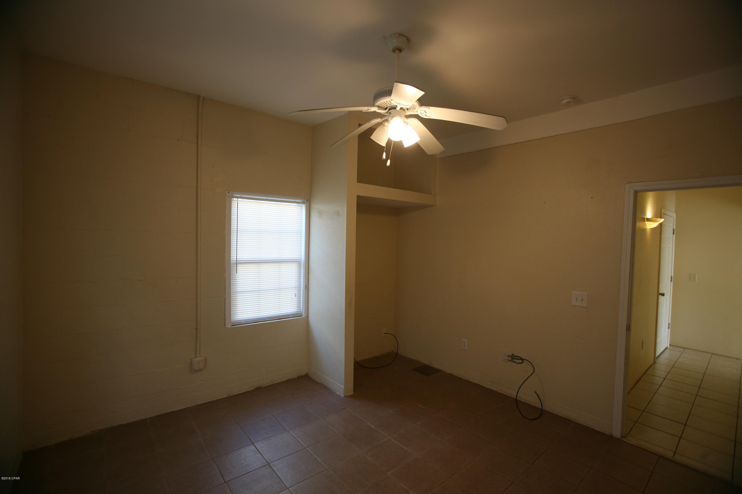 Laguna Beach Estates 5th Add - Residential