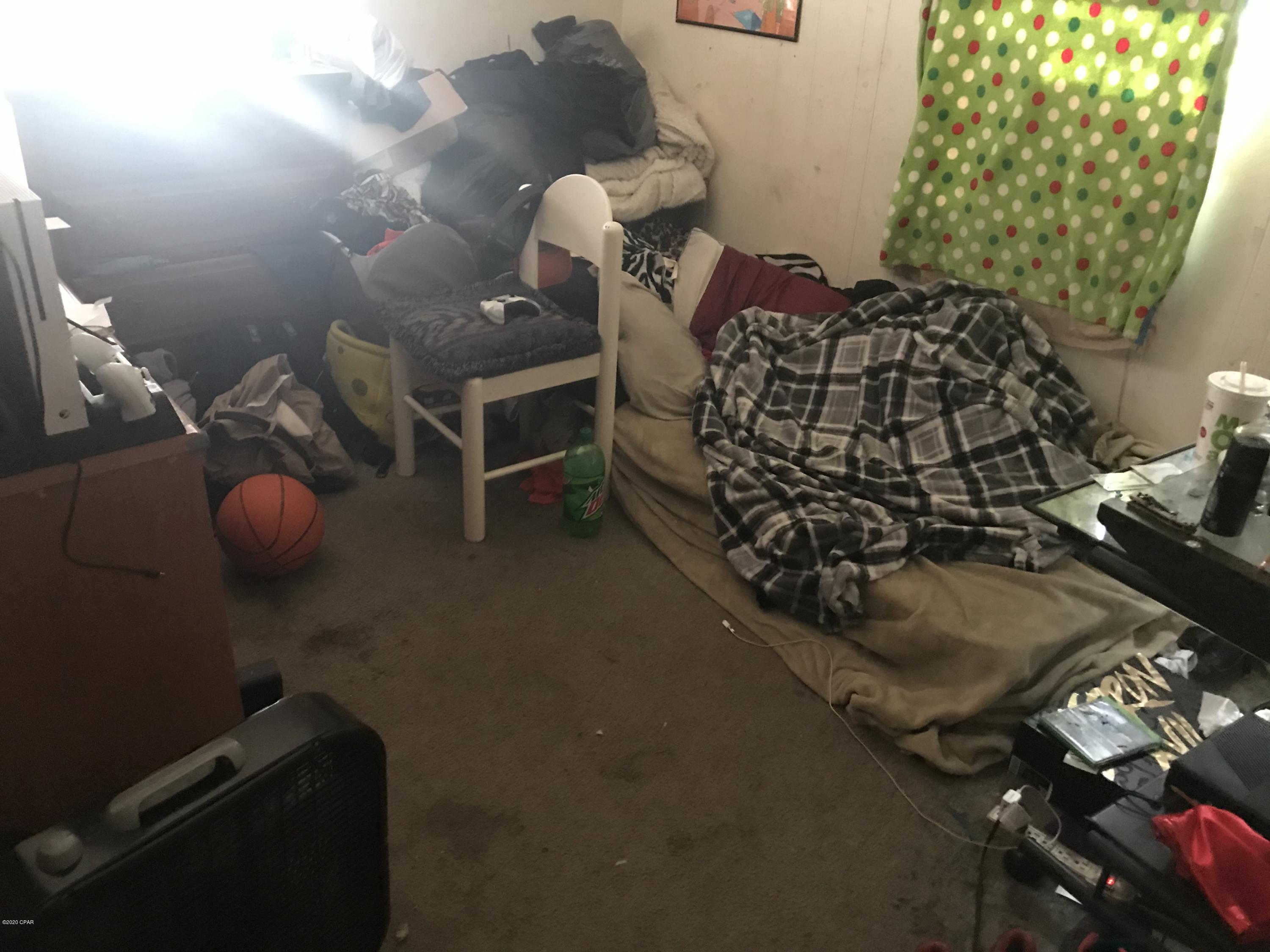 Pines 2nd Add - Residential