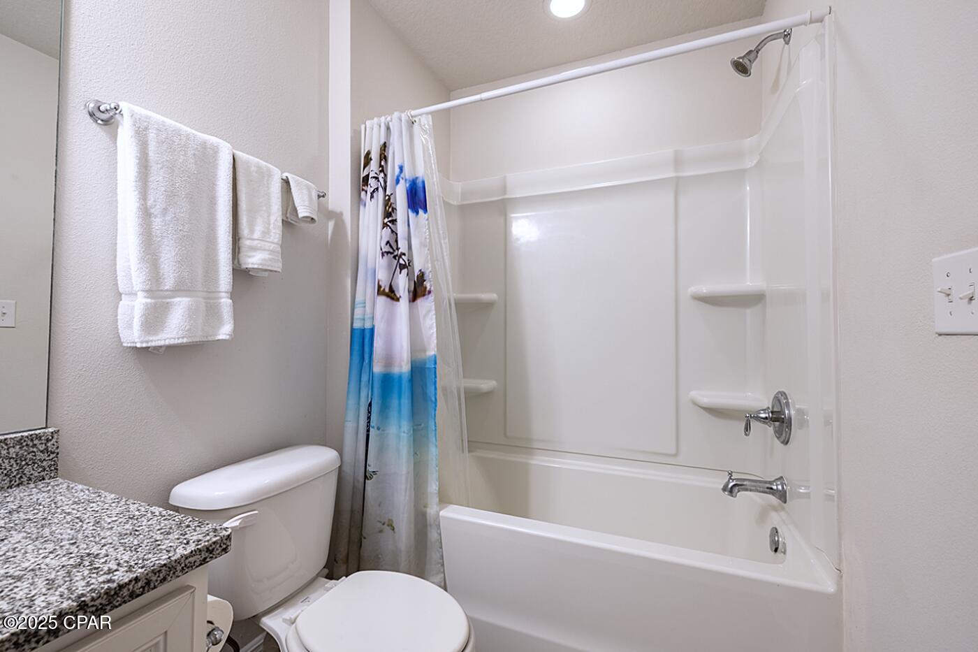 Hathaway Townhomes - Residential Lease