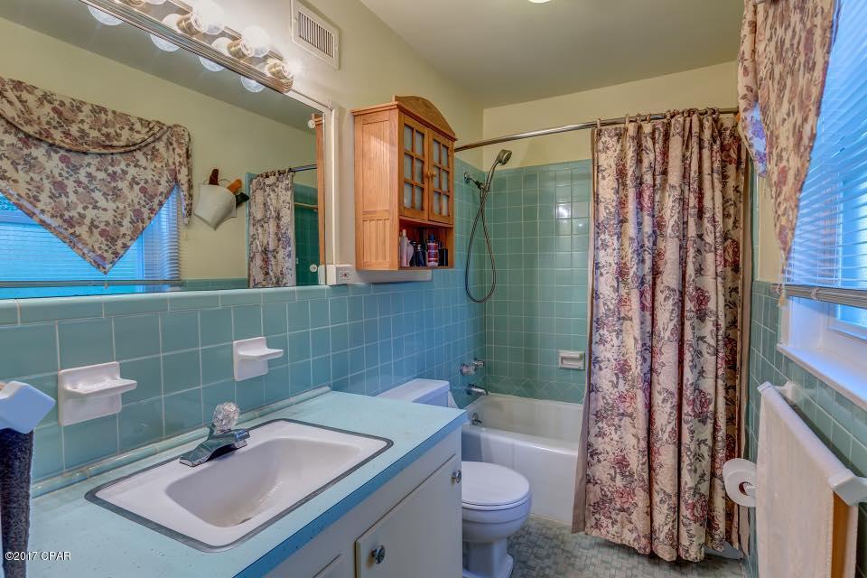 Woodlawn Unit 1 - Residential