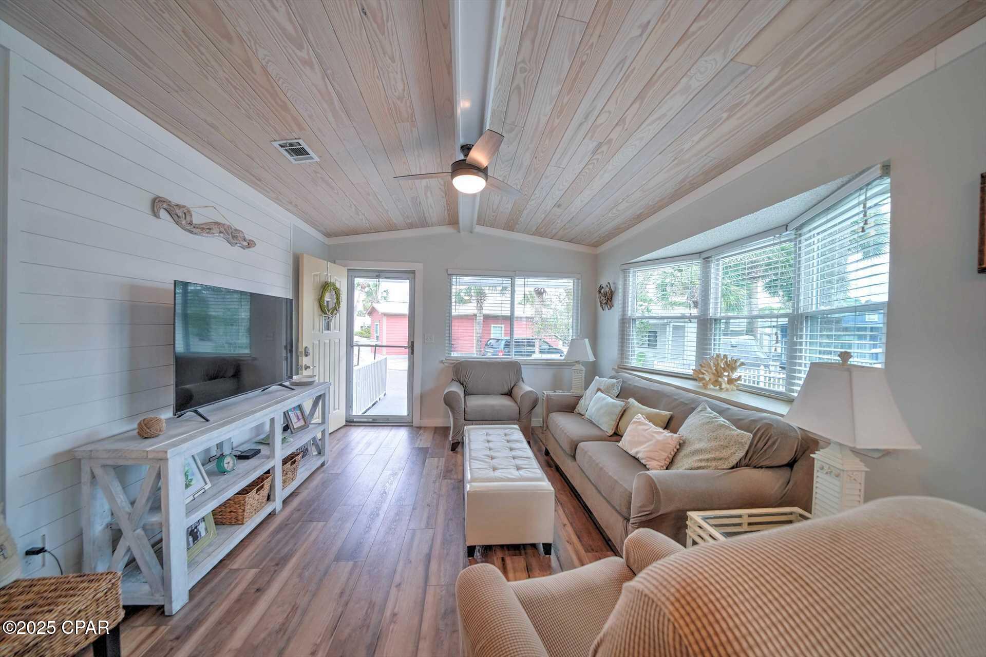 Venture Out Travel Trail - Residential