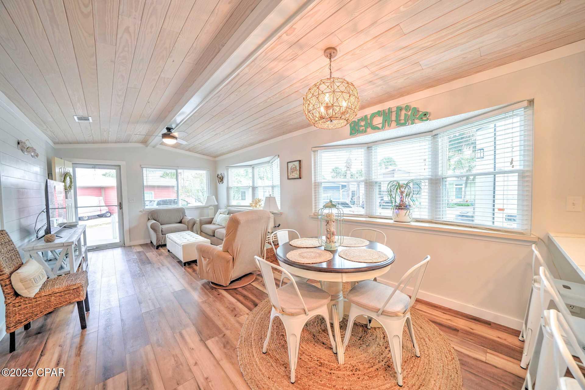 Venture Out Travel Trail - Residential