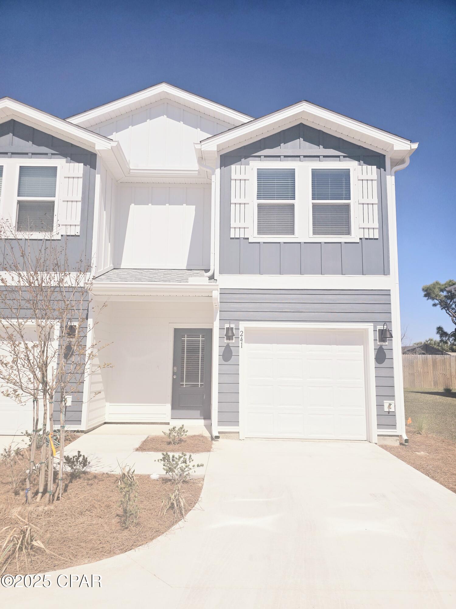 [No Recorded Subdiv] - Residential Lease