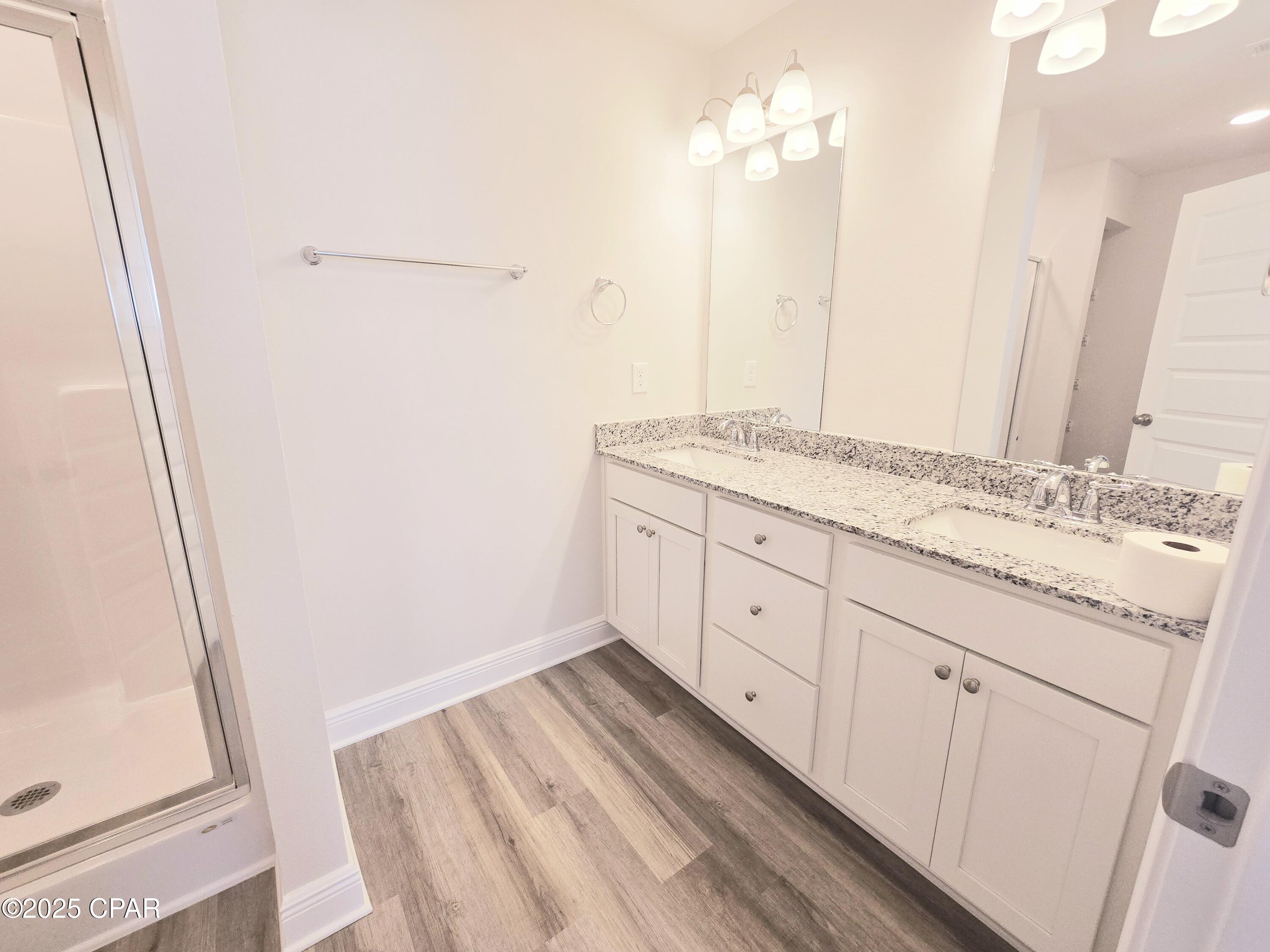 [No Recorded Subdiv] - Residential Lease