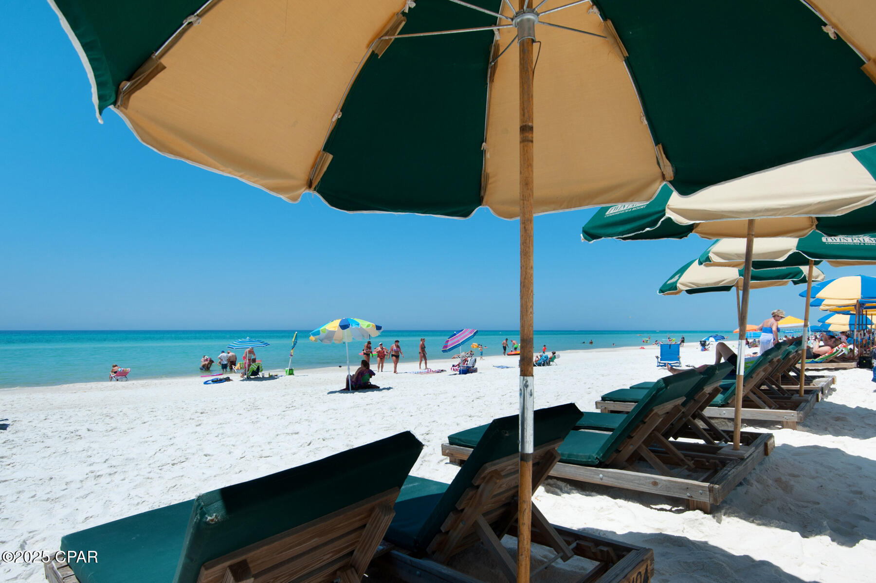 Twin Palms Resort - Residential