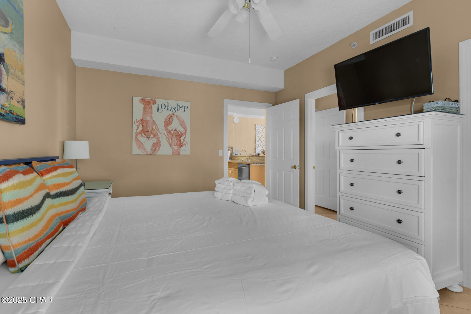 Twin Palms Resort - Residential