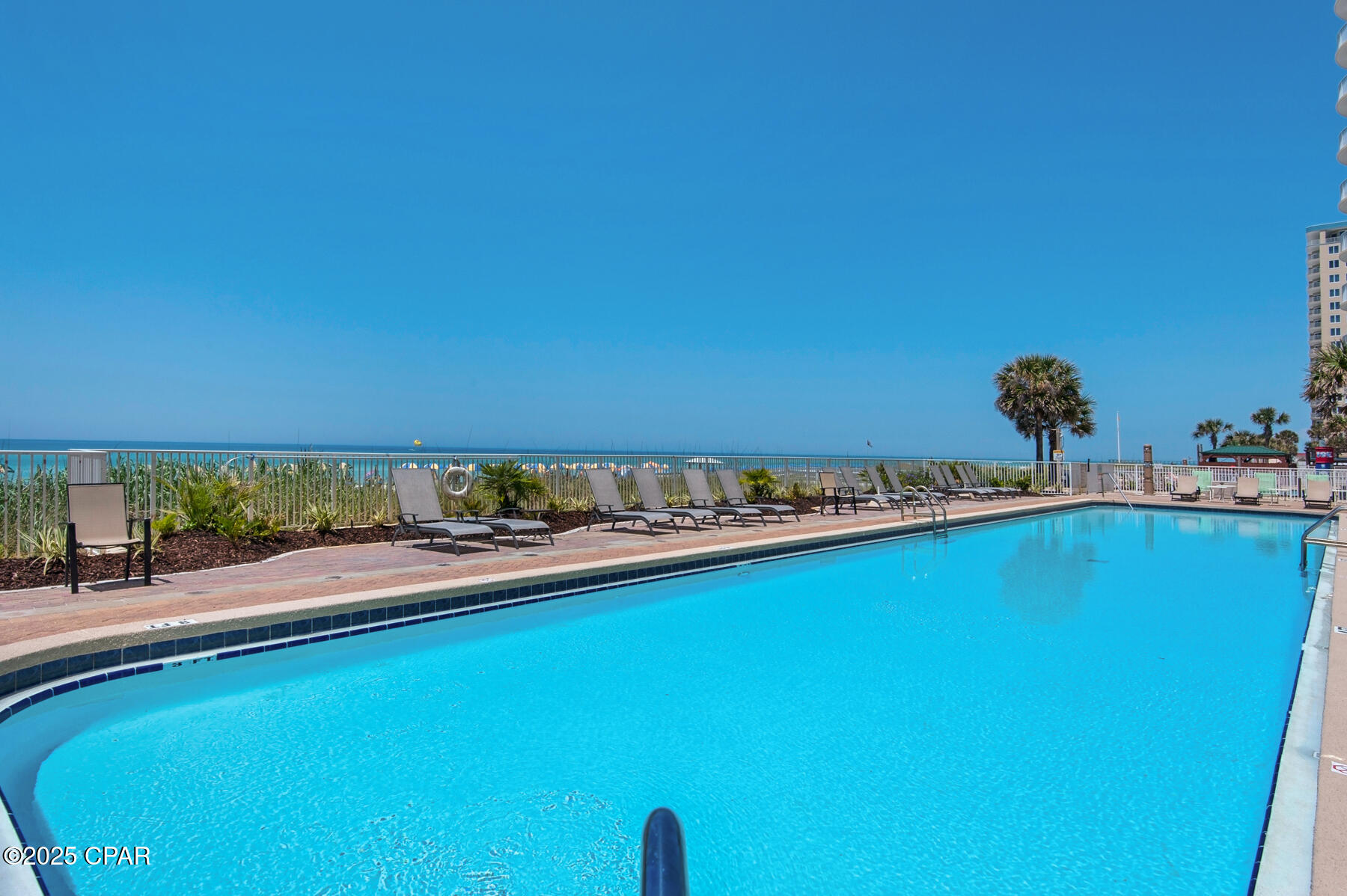 Twin Palms Resort - Residential