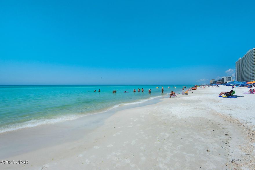 'CURRENTLY UNDER CONTRACT, SELLER WILL CONSIDER BACKUP OFFERS. EASY SHOW Aug. 18-23 & Sept. 6 - Oct. 31. TEXT ME FOR SHOWING  INSTRUCTIONS. Show stopper balcony that is beautiful!  Discover this Gulf front gem at Twin Palms Resort, This end unit has beautiful sunset views.  Welcome to your dream retreat.  Twin Palms offers the perfect blend of
relaxation,  location and lifestyle. Whether you are unwinding after a round of golf, a day at the beach, or fishing  -  this could be the 2nd home you have been dreaming about at a Great Price!