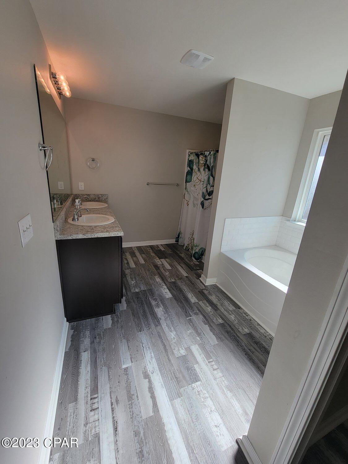 [No Recorded Subdiv] - Residential Lease