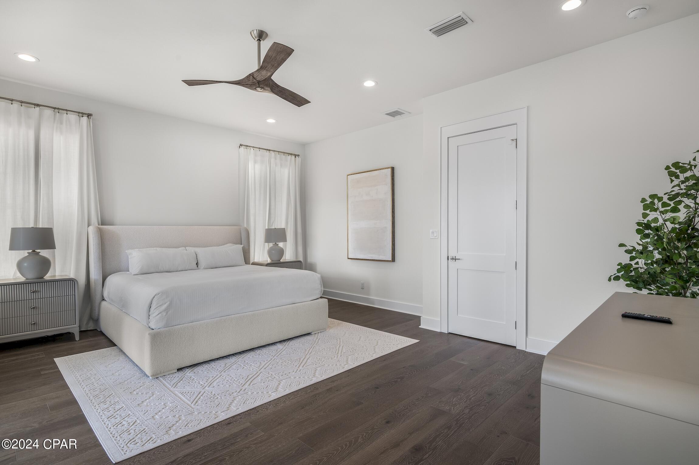 Eastern Lake - Residential