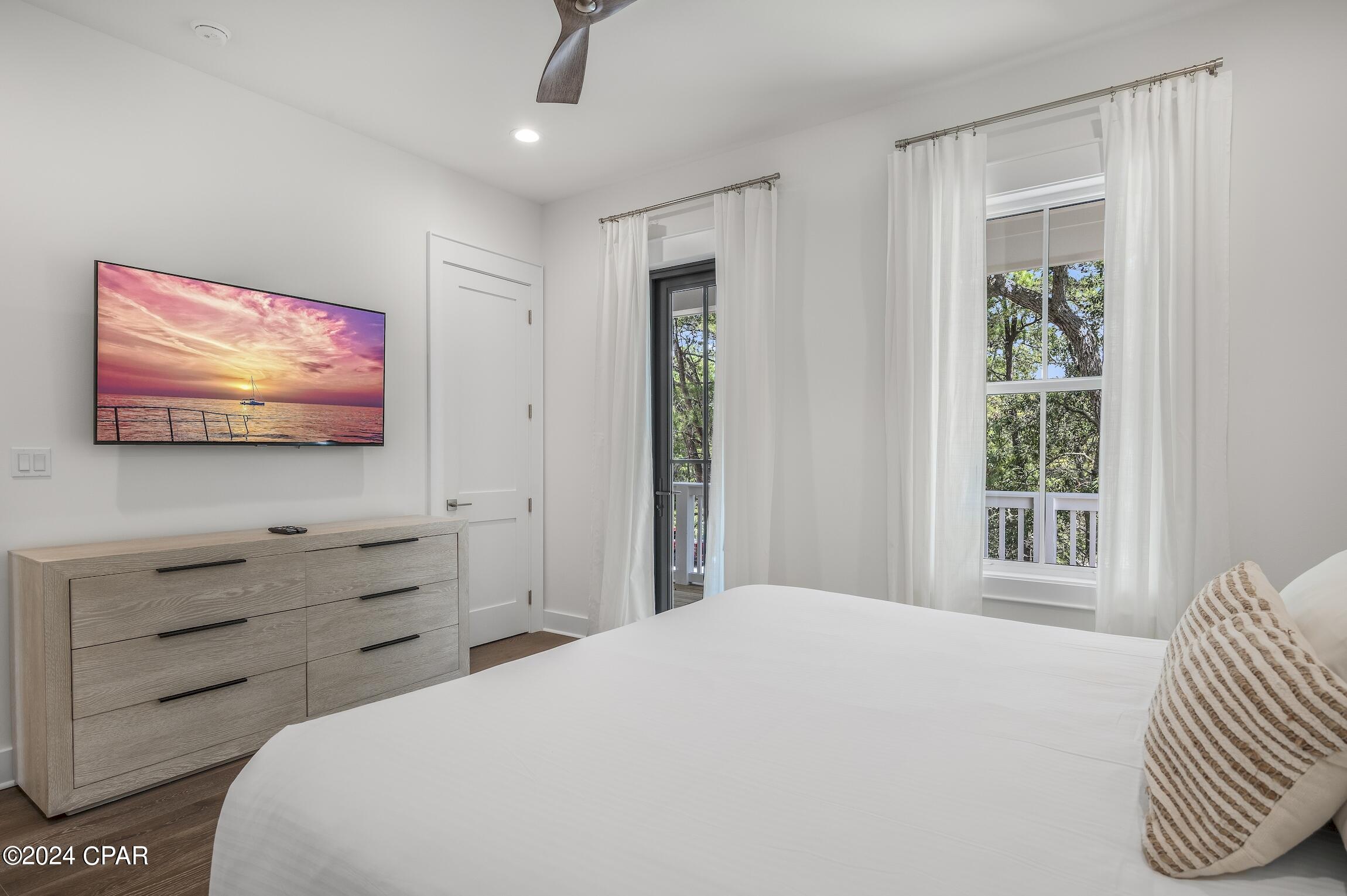 Eastern Lake - Residential