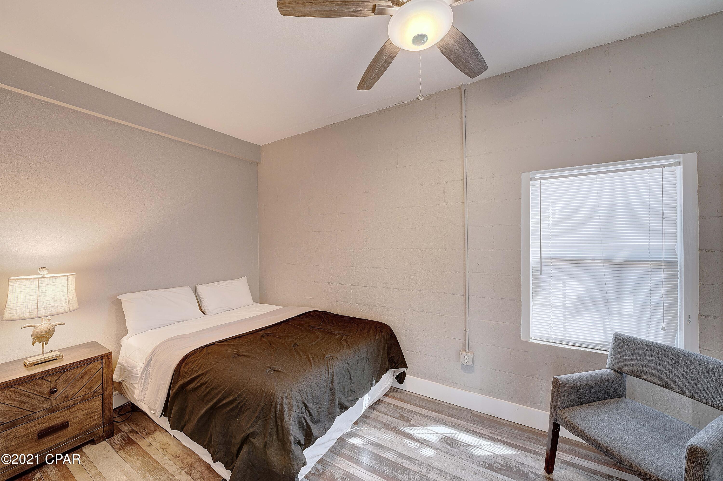 Laguna Beach Estates 5th Add - Residential