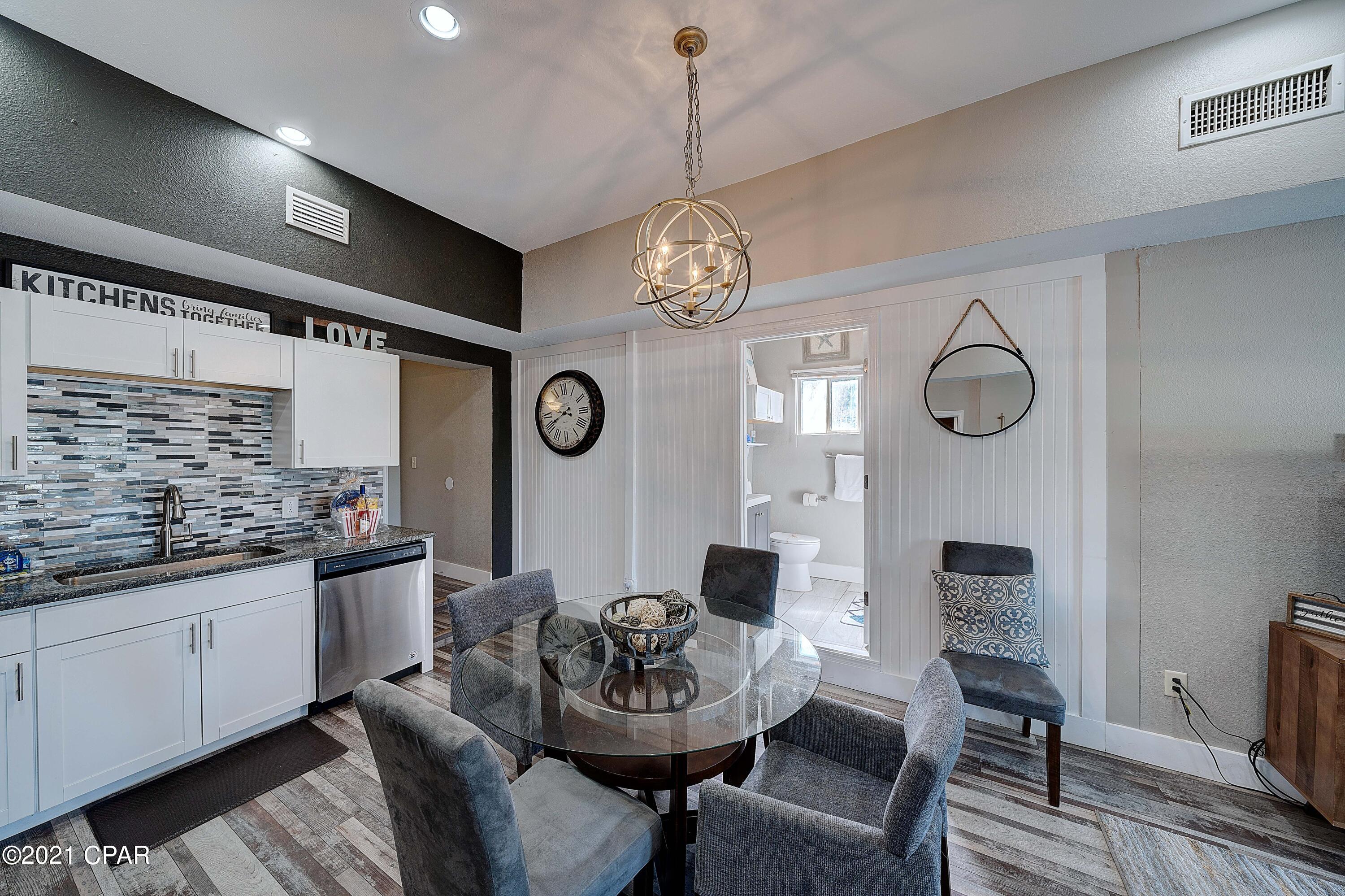 Laguna Beach Estates 5th Add - Residential